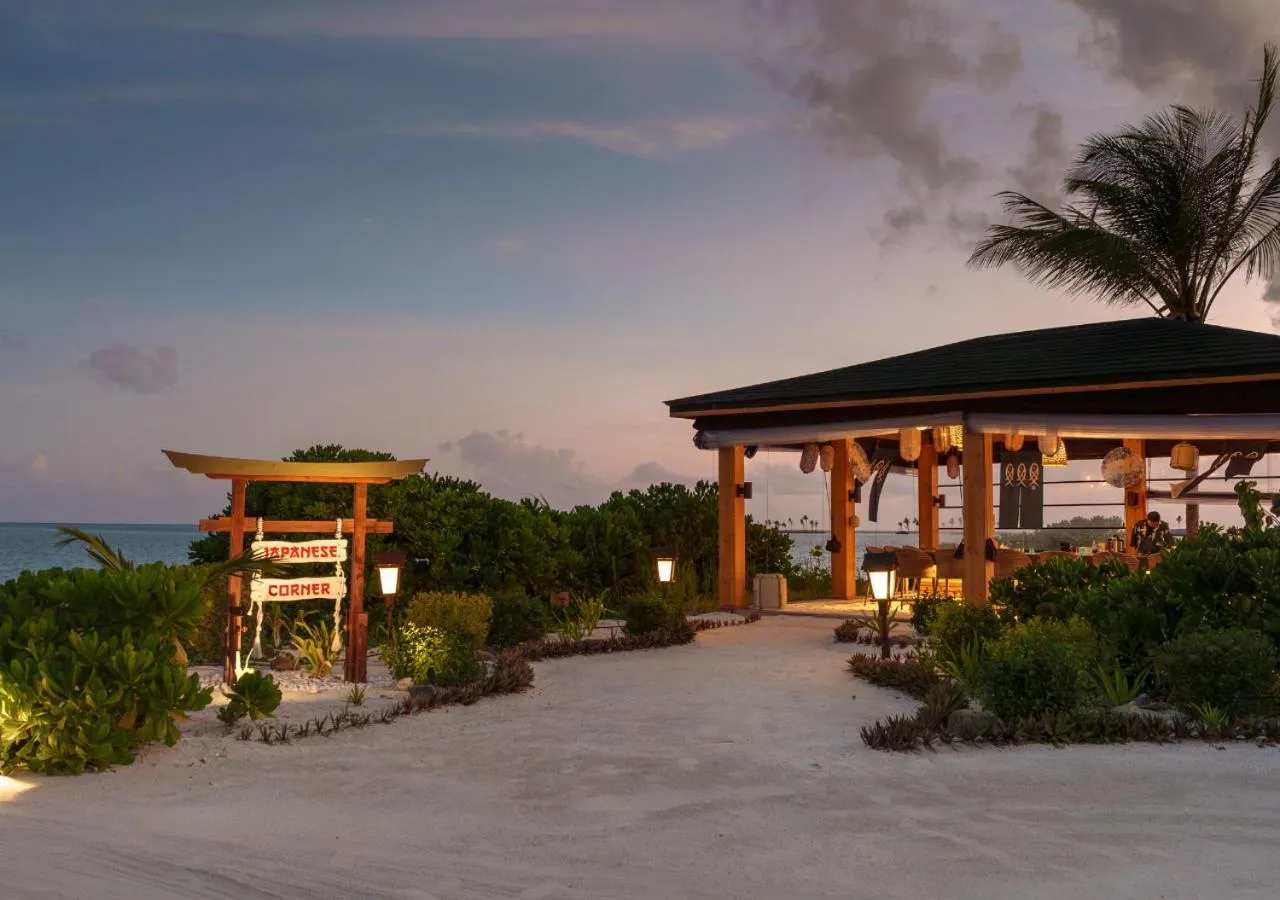Restaurant/places to eat in Joy Island Maldives All Inclusive Resort