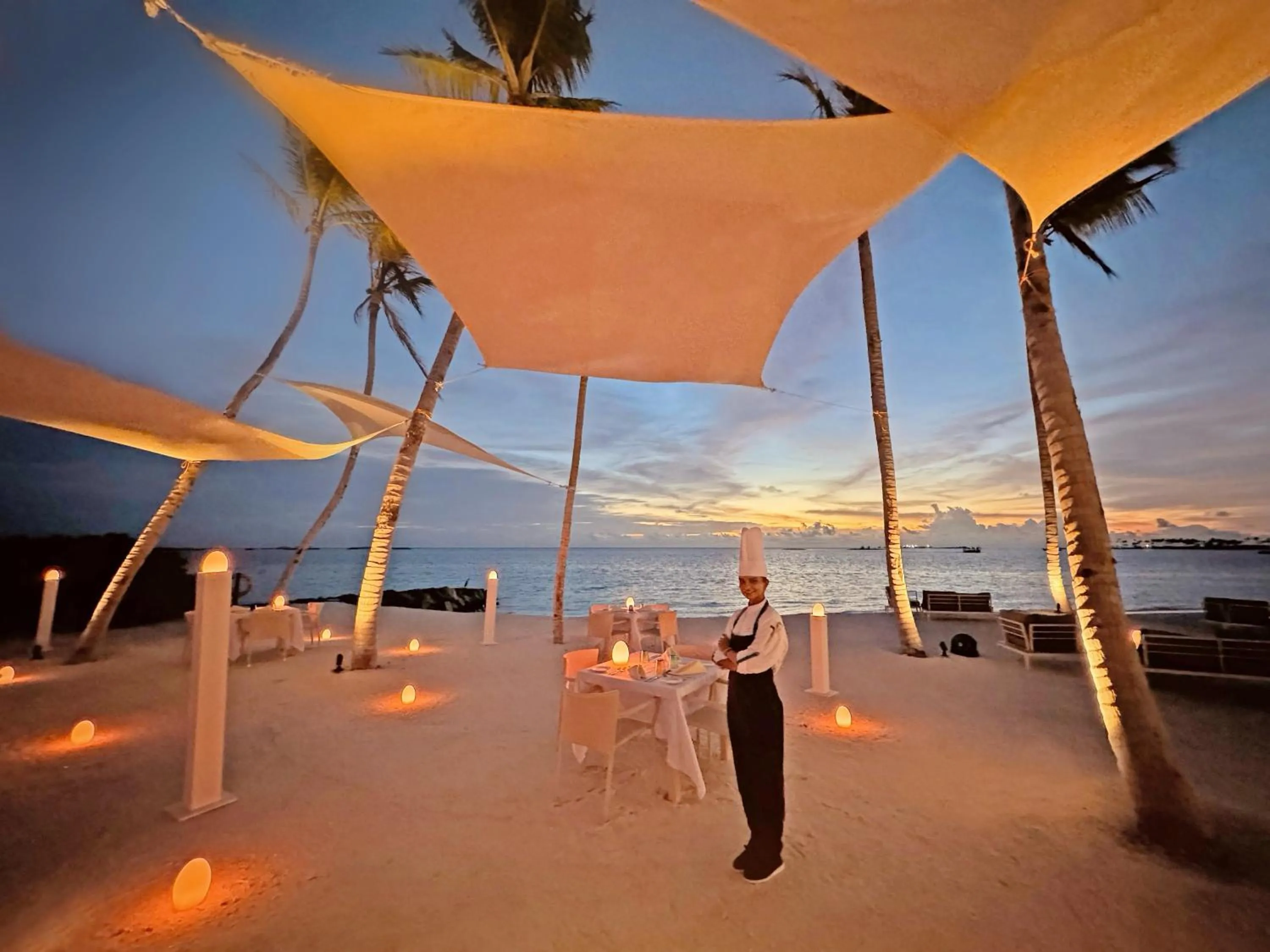 Restaurant/places to eat in Joy Island Maldives All Inclusive Resort