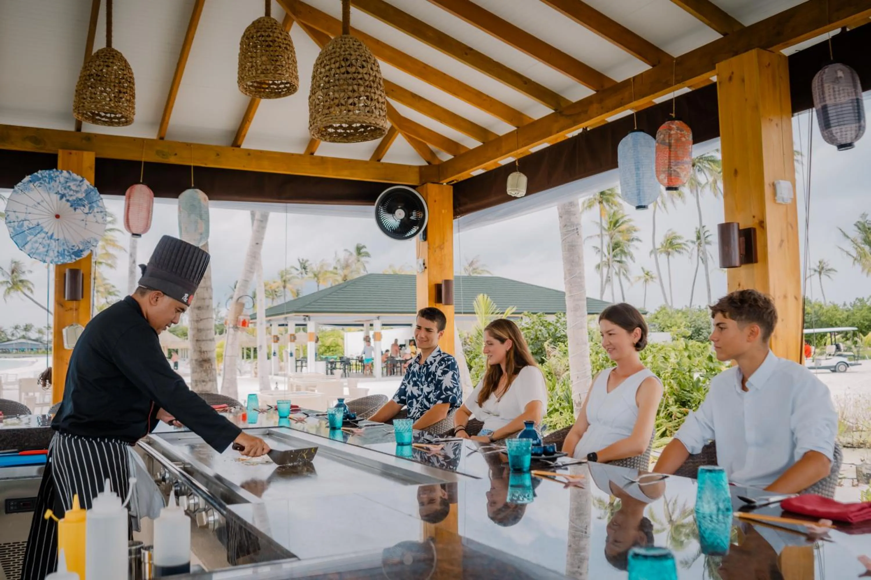 Restaurant/places to eat in Joy Island Maldives All Inclusive Resort