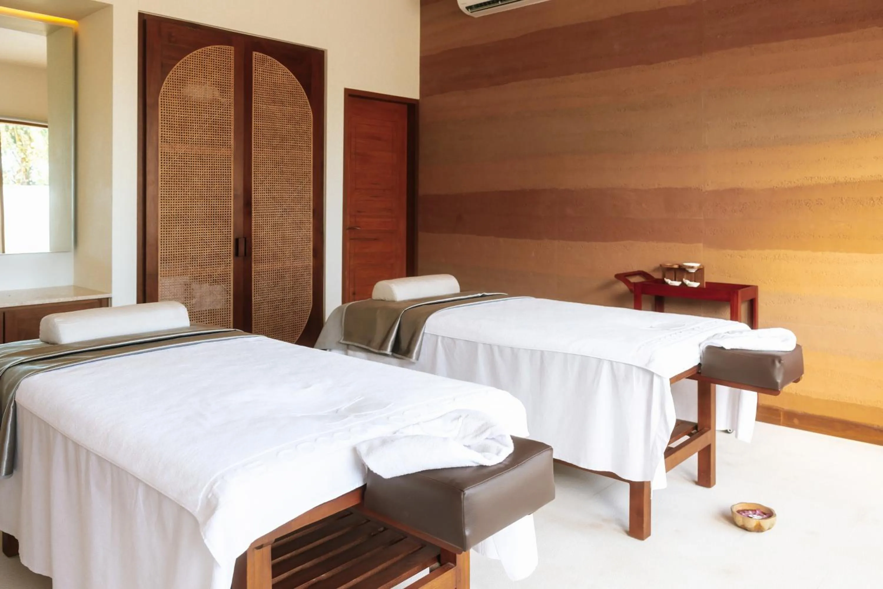 Spa and wellness centre/facilities, Bed in Joy Island Maldives All Inclusive Resort