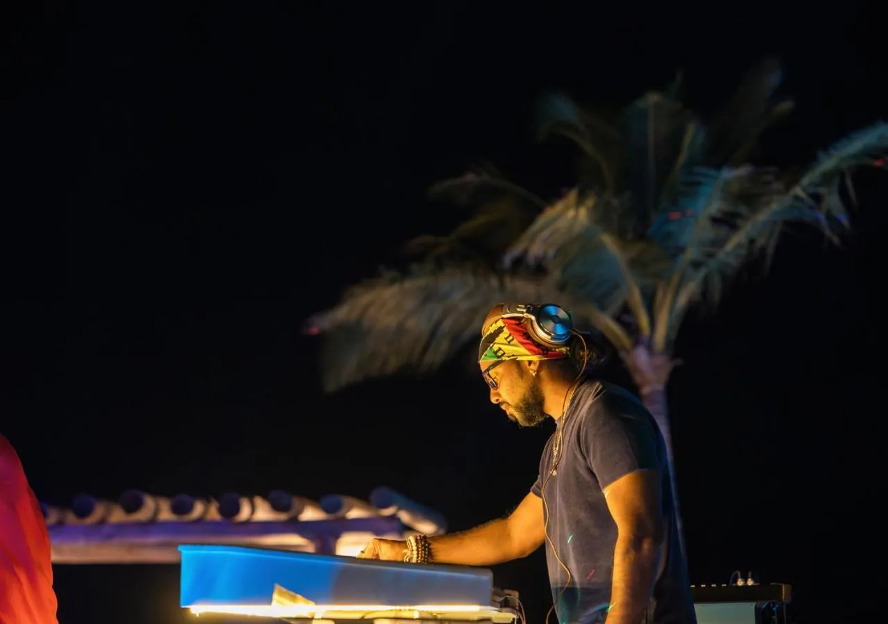 Entertainment in Joy Island Maldives All Inclusive Resort