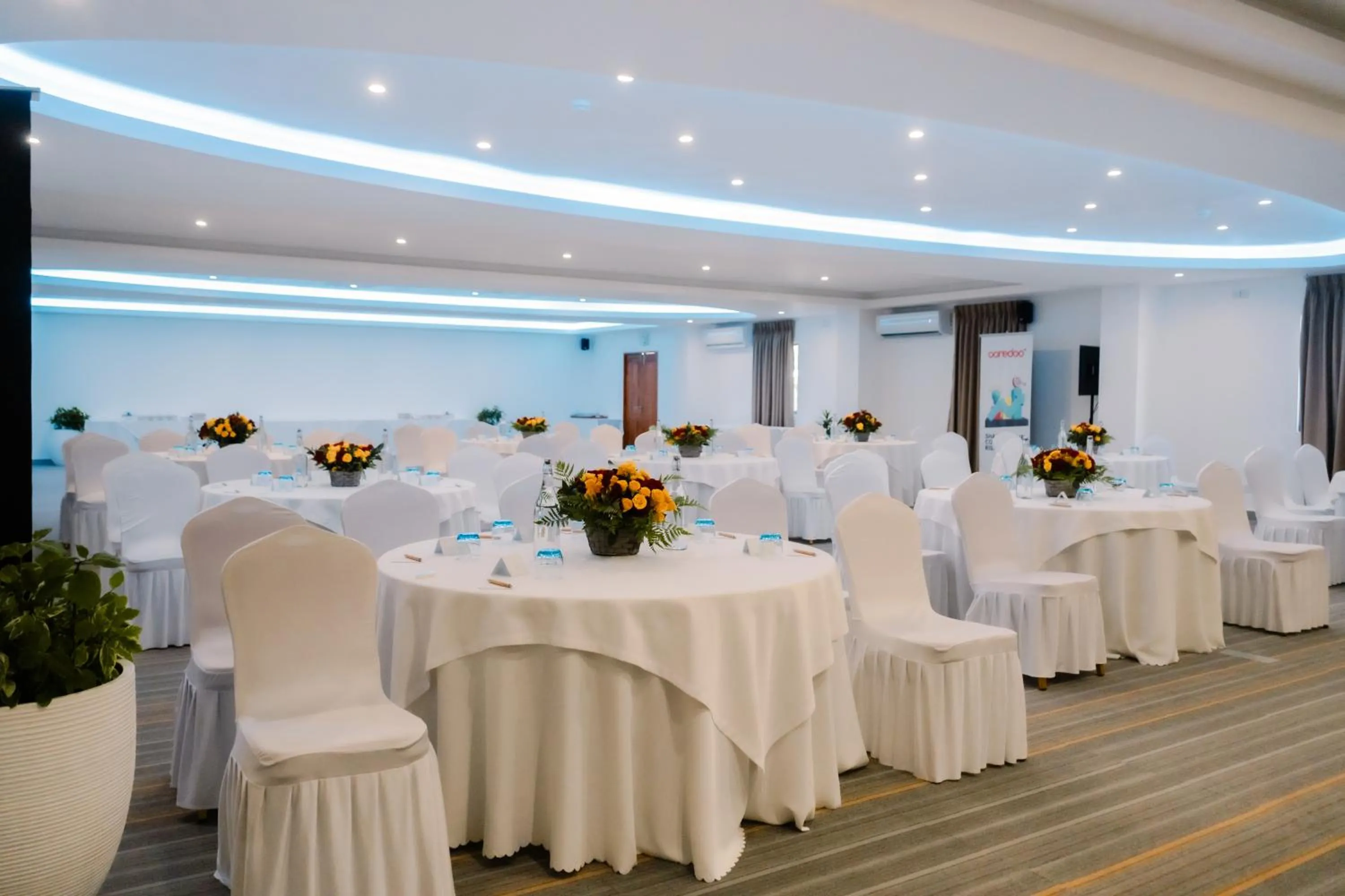 Business facilities in Joy Island Maldives All Inclusive Resort