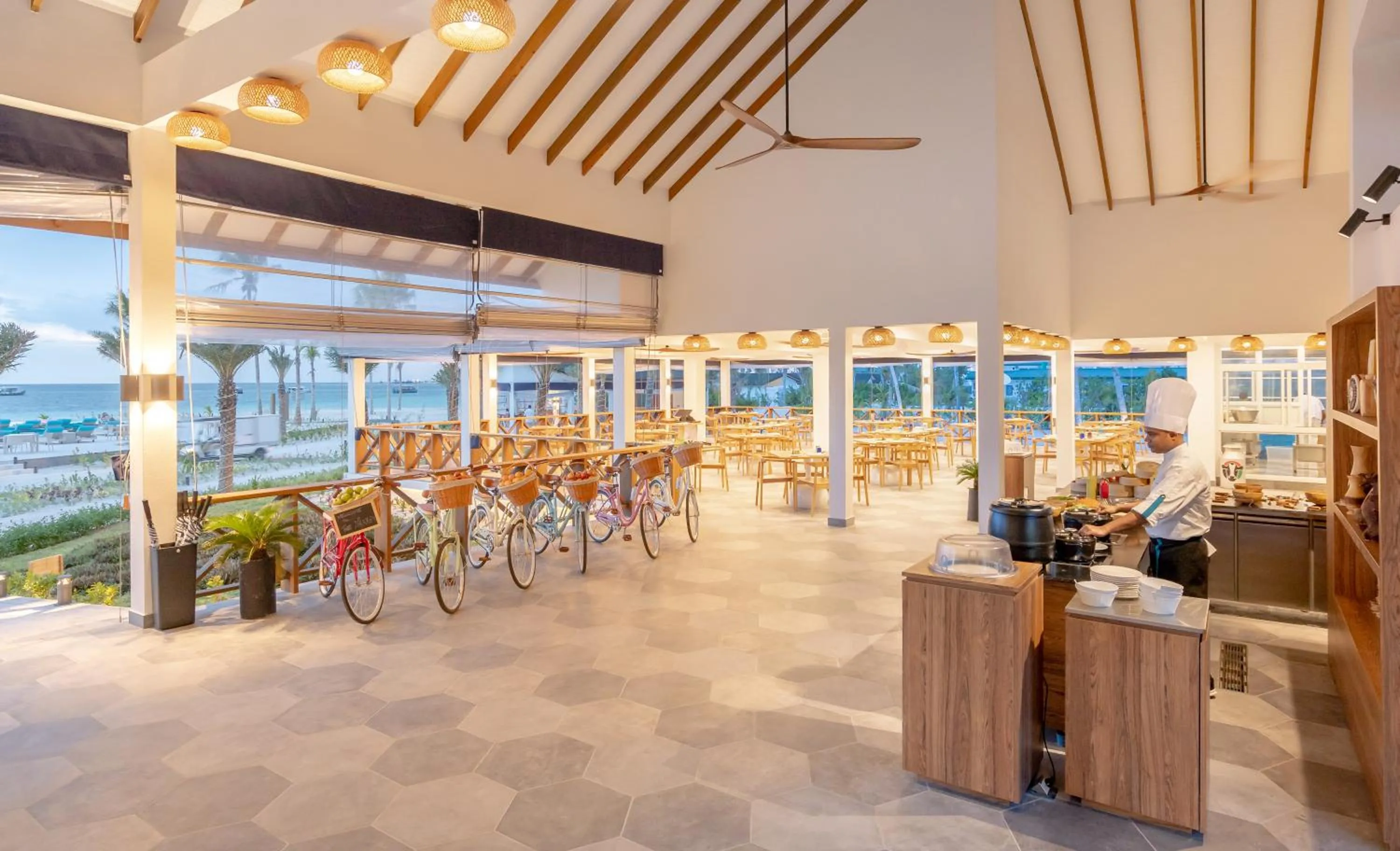 Restaurant/places to eat in Joy Island Maldives All Inclusive Resort