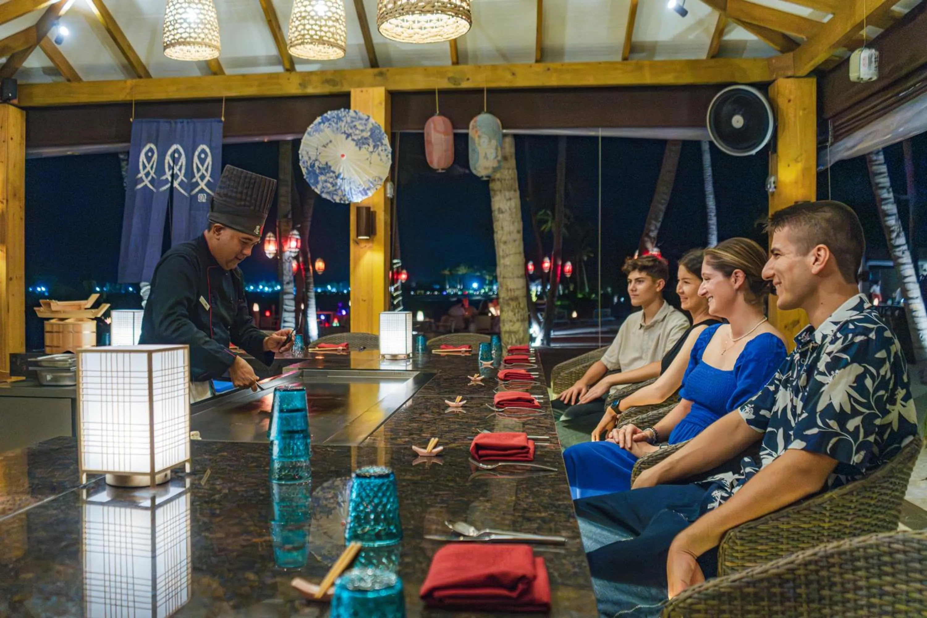 Restaurant/places to eat in Joy Island Maldives All Inclusive Resort