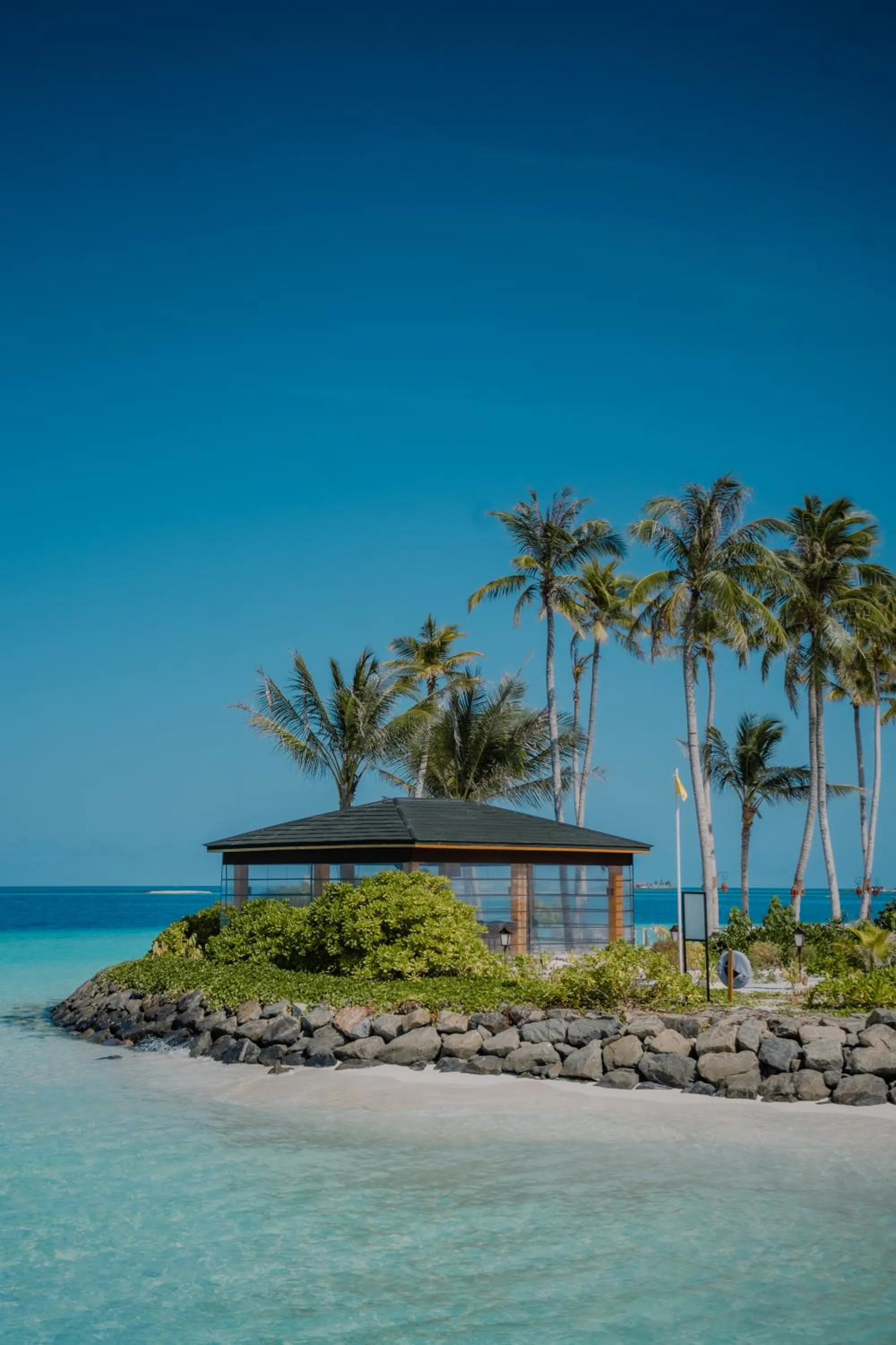 Restaurant/places to eat in Joy Island Maldives All Inclusive Resort