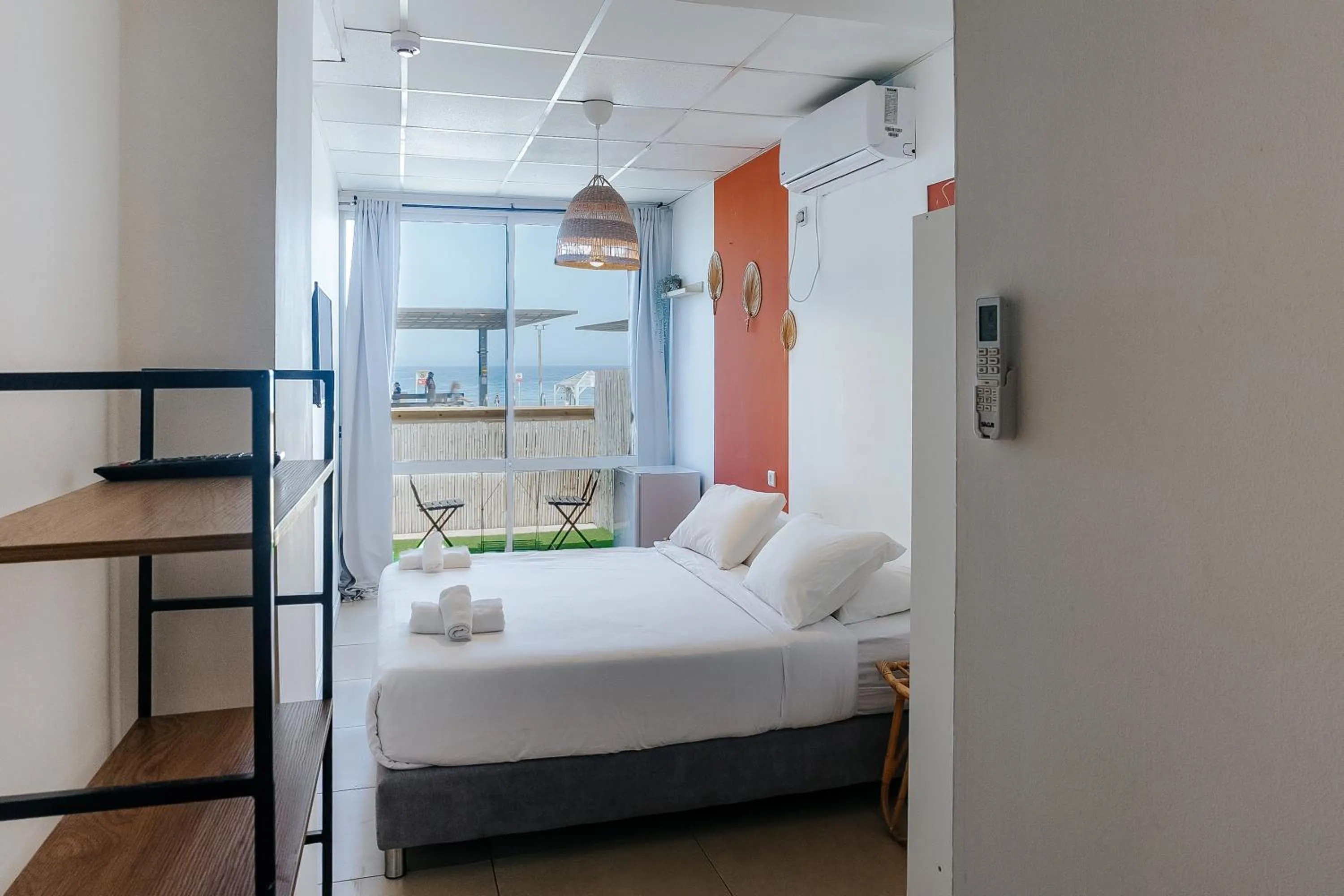 Bed in Central Beach Hotel