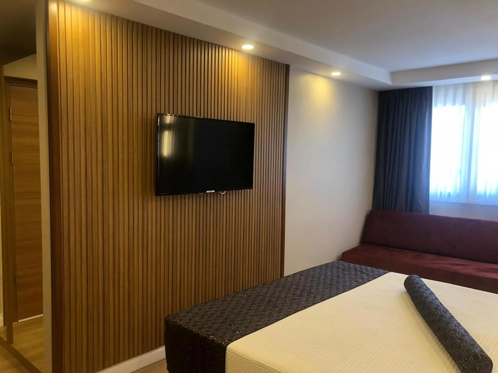 TV and multimedia, Bed in Grand İska Palace