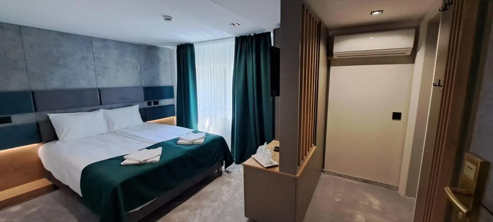 Double Room in Hotel Plutitor Lebăda Double Room in Hotel Plutitor Lebăda