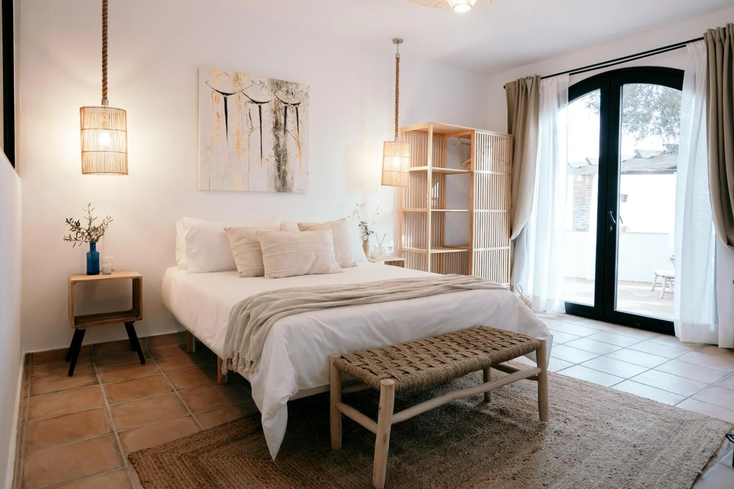 Bed in Hearts & Home