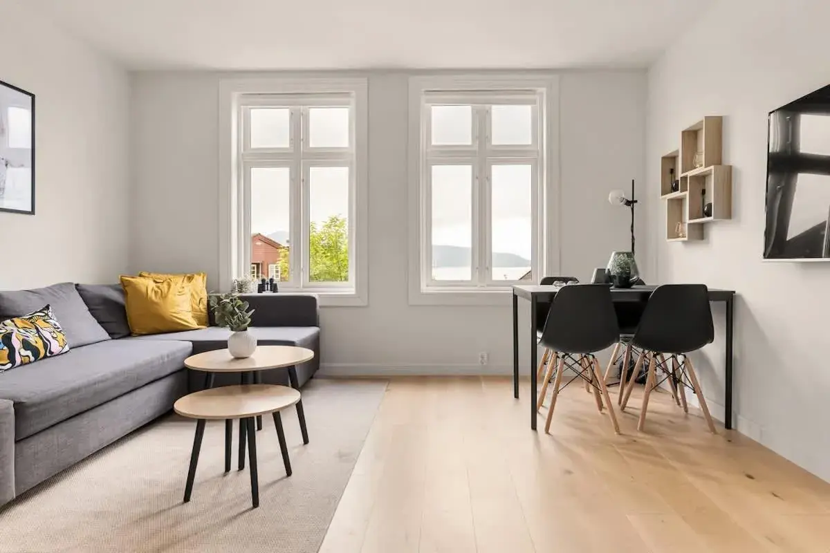 Dinbnb Apartments I Views & Street Parking in Sandviken Dinbnb Apartments I Views & Street Parking in Sandviken