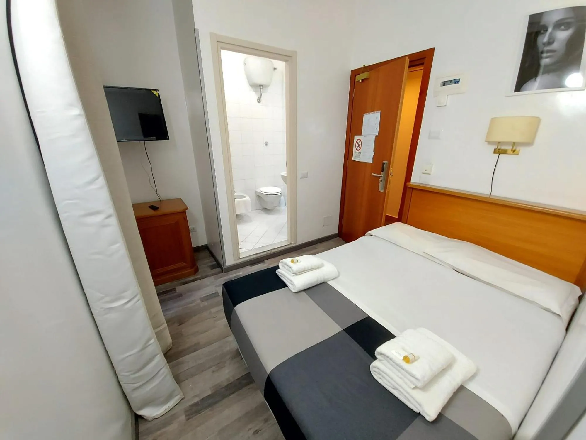 Bed in Hotel Positano 2