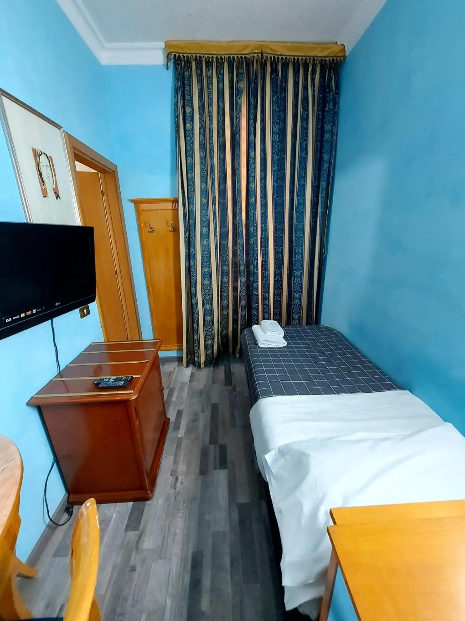 Bed in Hotel Positano 2