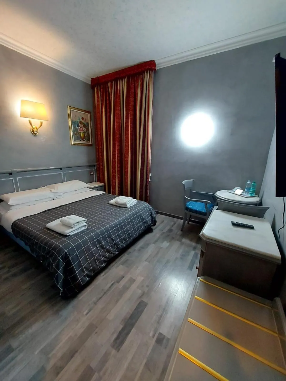 Bedroom, Bed in Hotel Positano 2