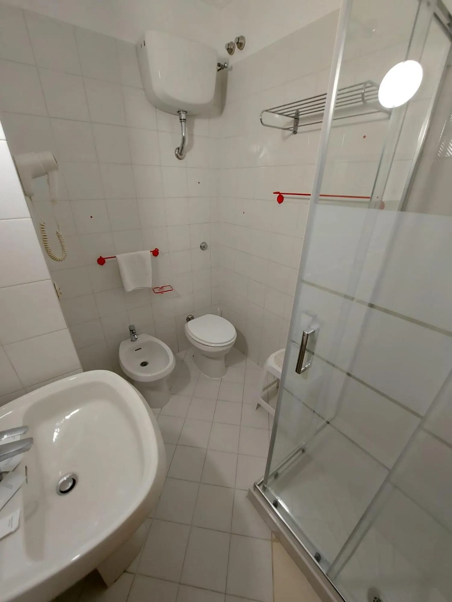 Shower in Hotel Positano 2