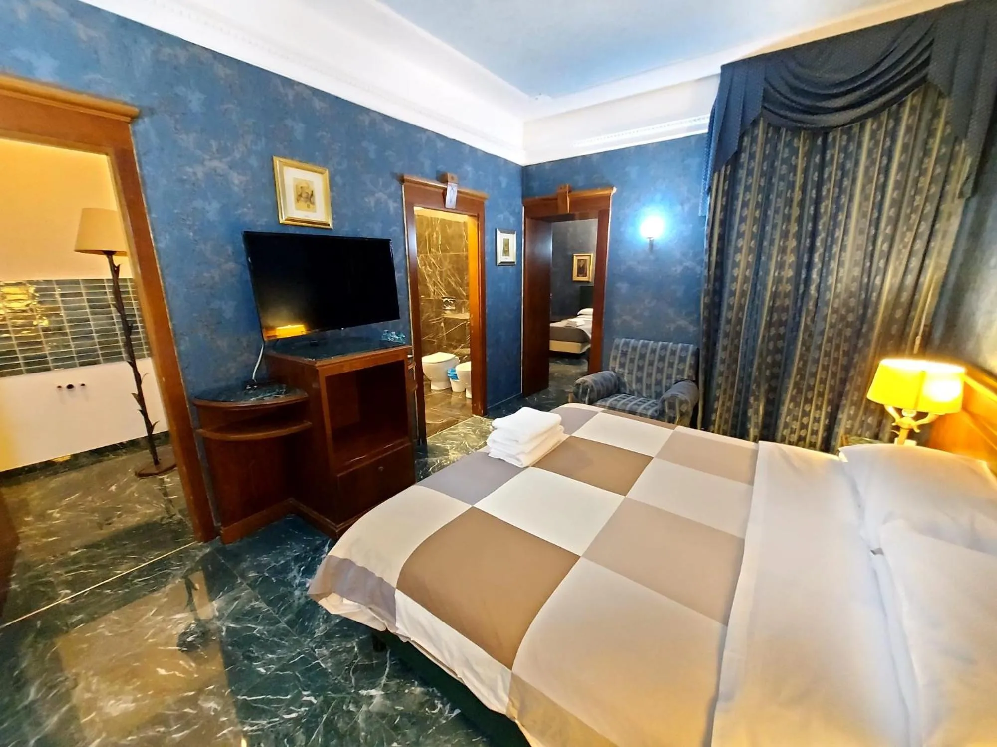 Bedroom, Bed in Hotel Positano 2