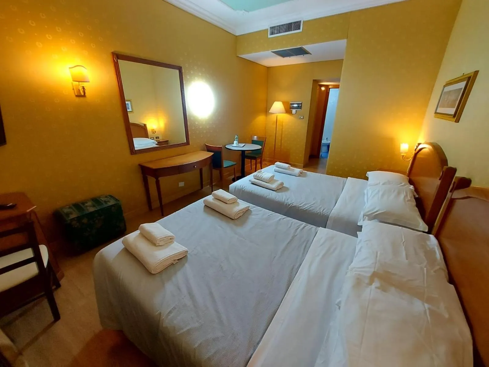 Bed in Hotel Positano 2