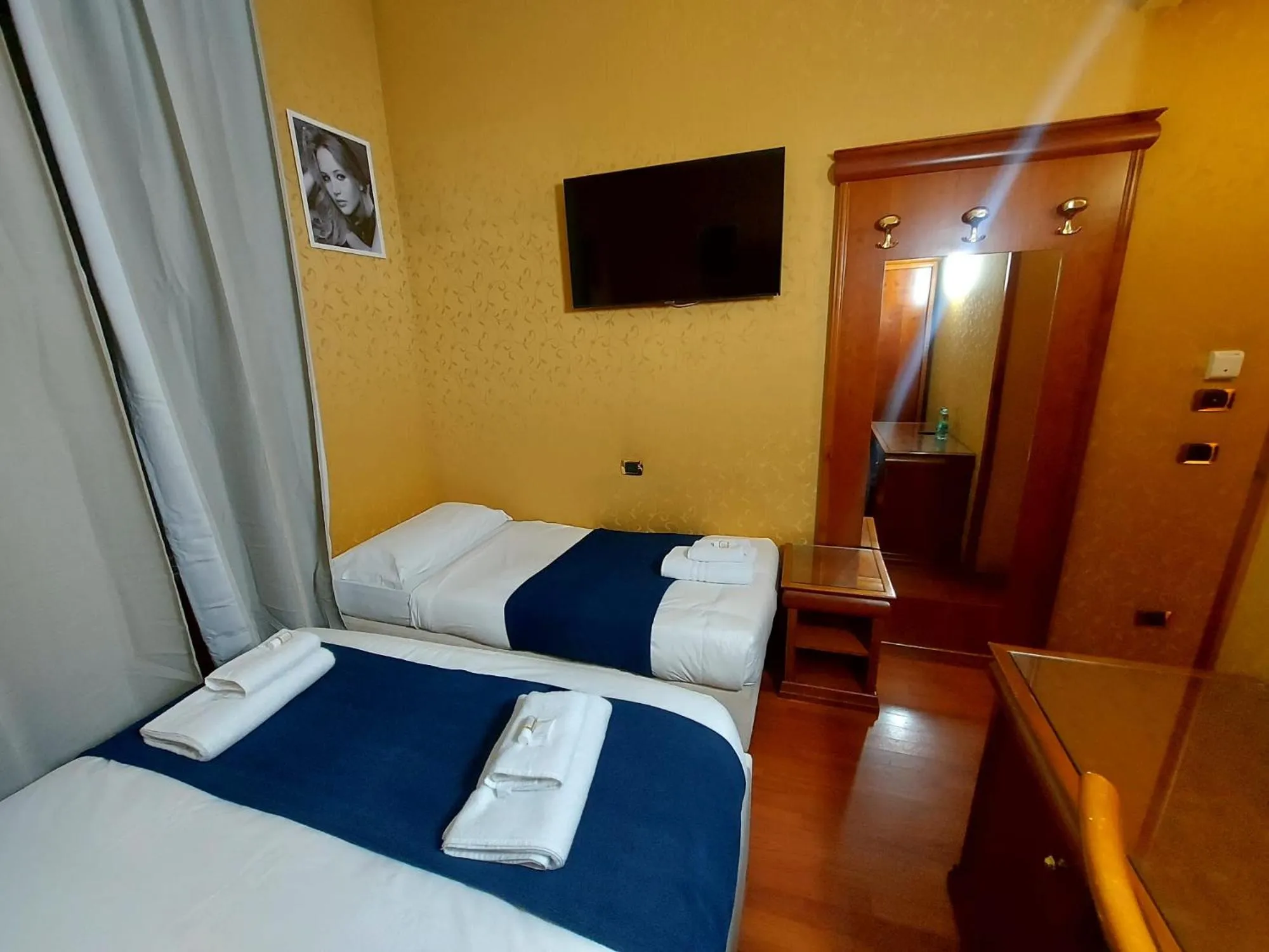 Bed in Hotel Positano 2