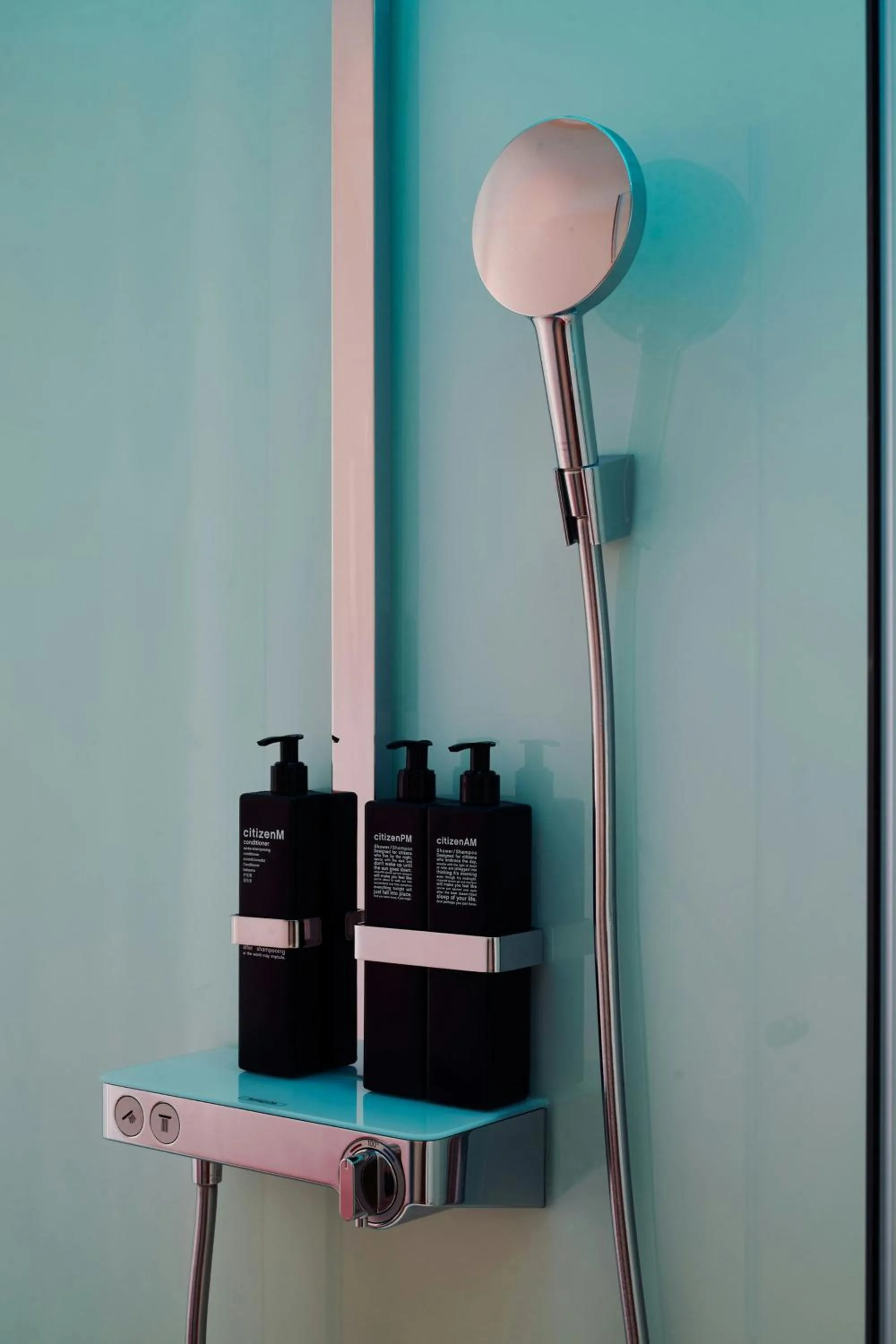 Bedroom in citizenM Menlo Park