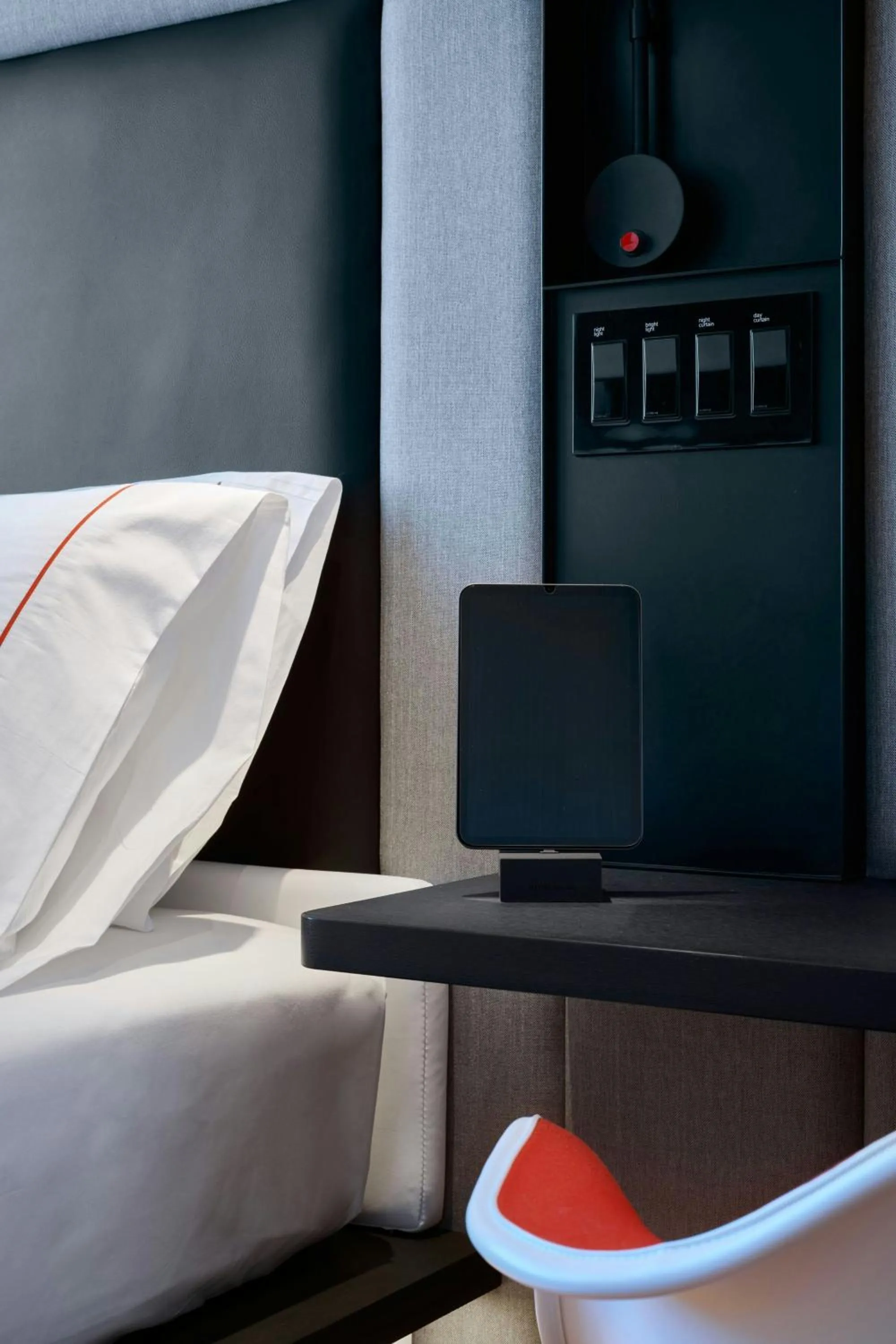 Bedroom, Bed in citizenM Menlo Park