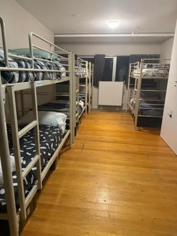 Bed in Barkly Backpackers