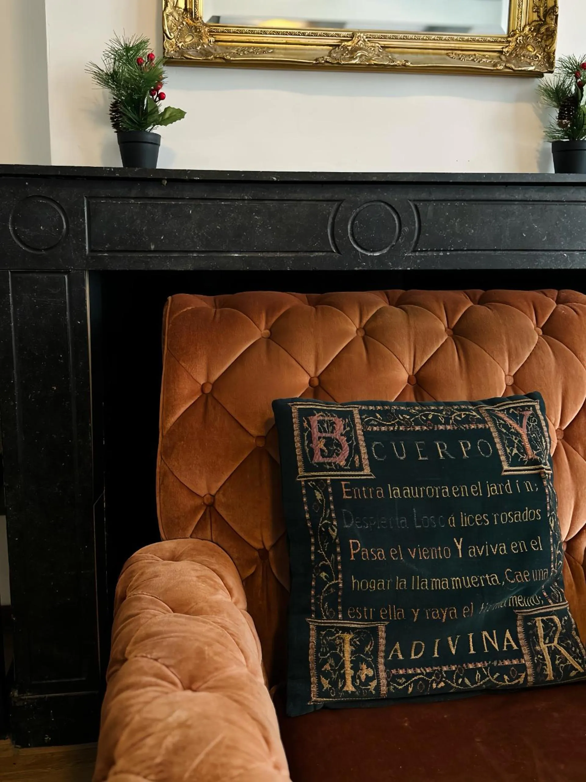 Decorative detail in Hotel de Munck