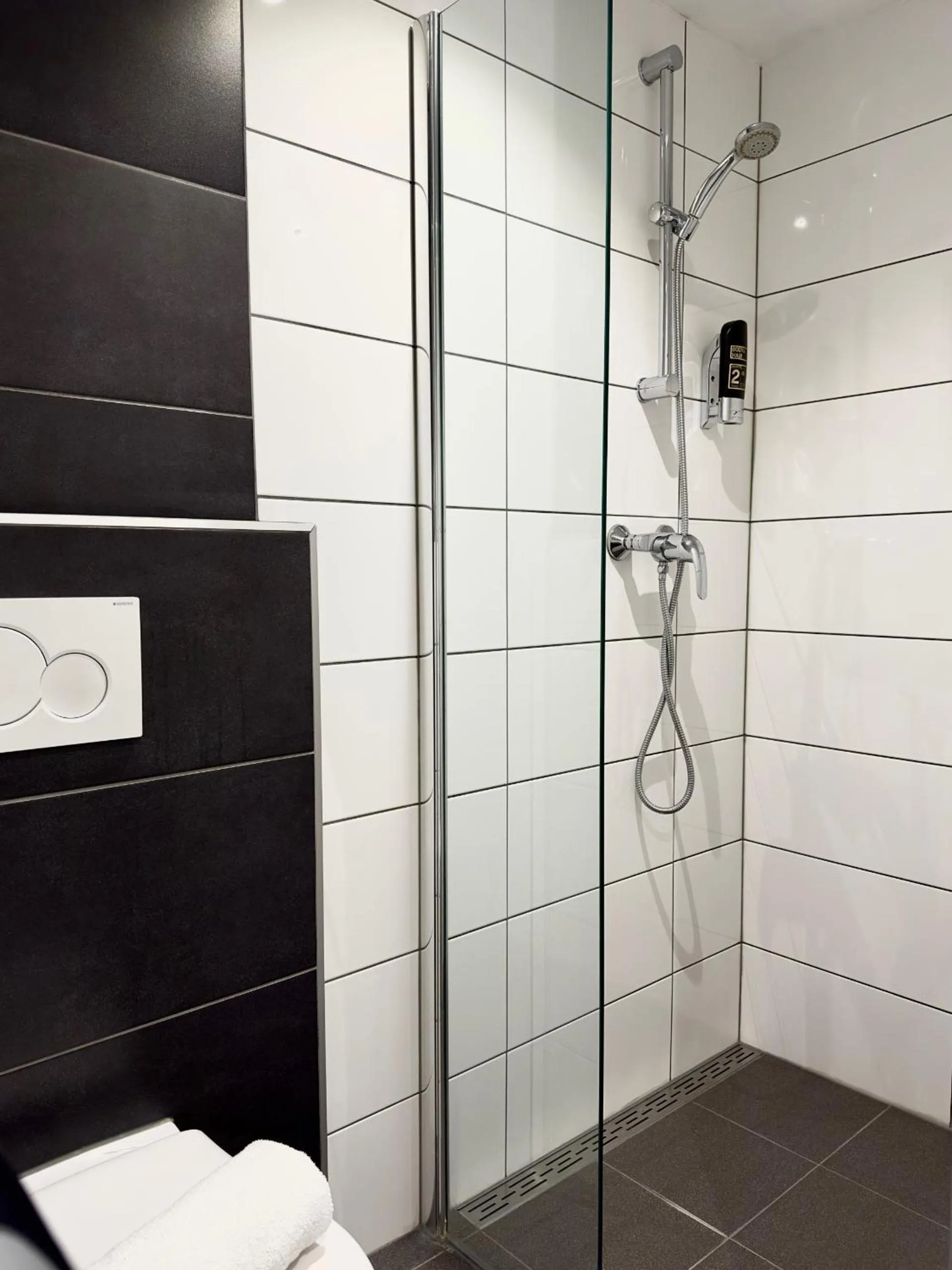Shower in Hotel de Munck