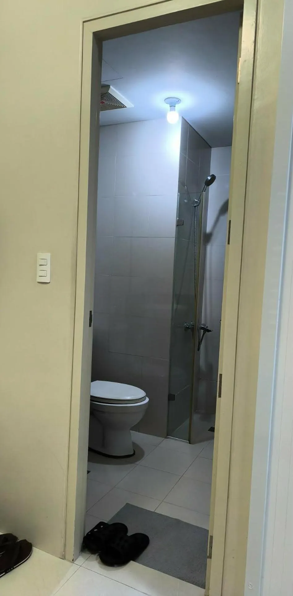 One Palm and Two Palm Tree Villas