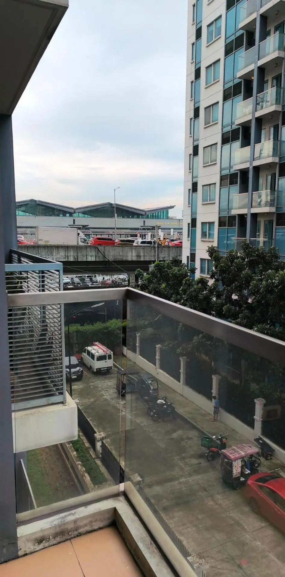 One Palm and Two Palm Tree Villas