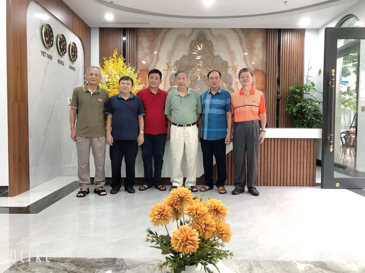 People in Sunshine Hạ Long Hotel