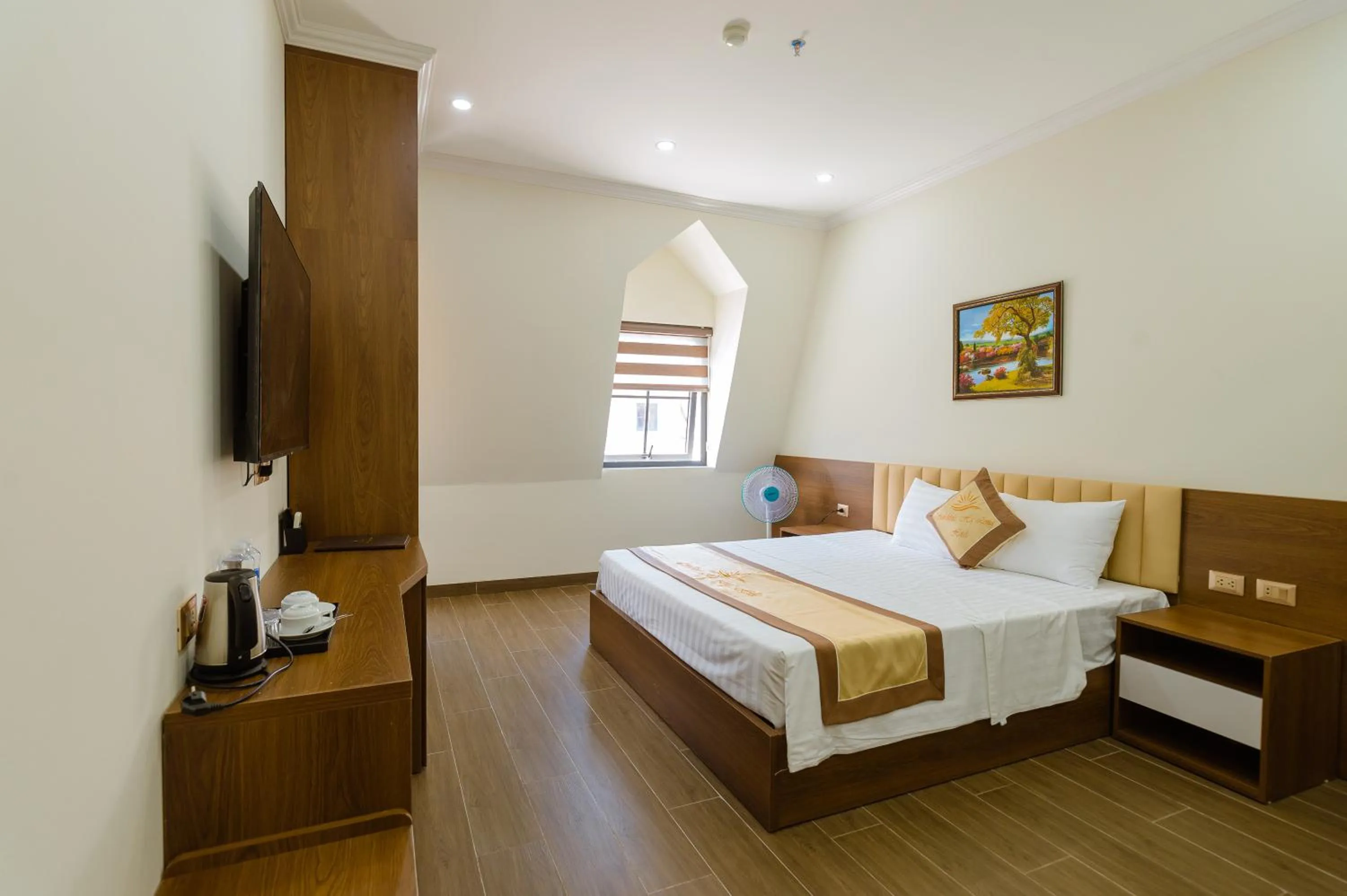 Bed in Sunshine Hạ Long Hotel