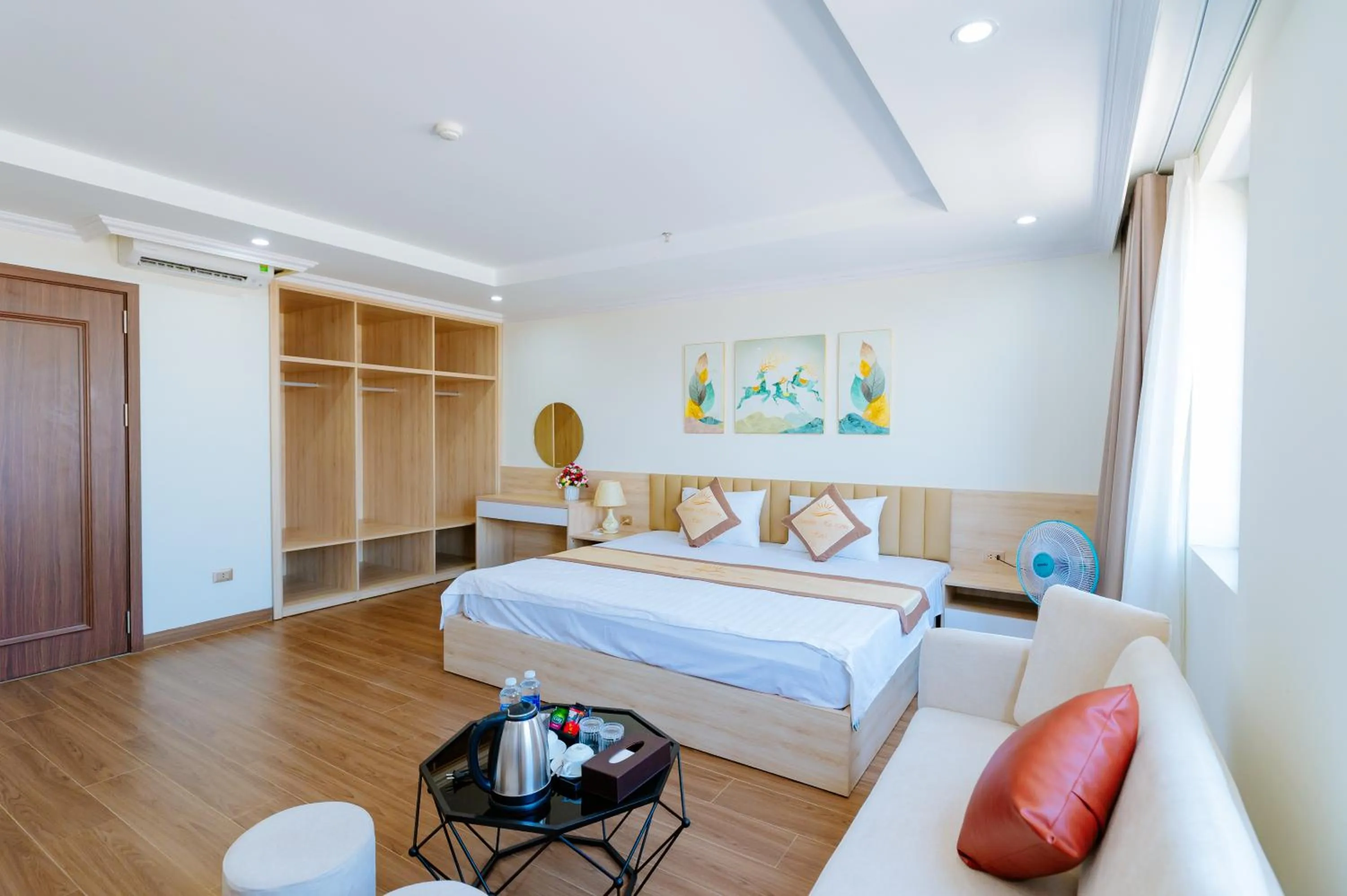 Bed in Sunshine Hạ Long Hotel