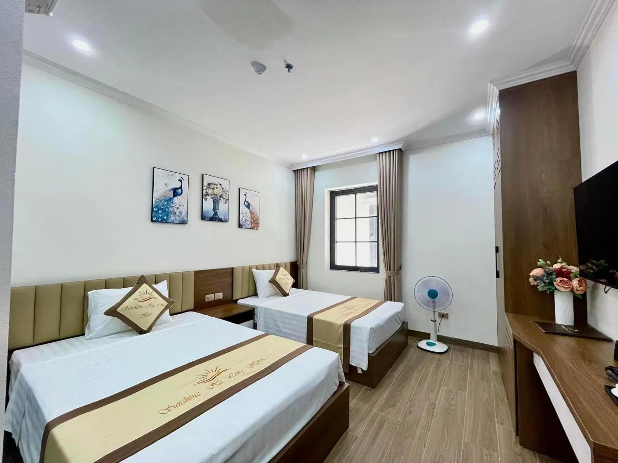 Bed in Sunshine Hạ Long Hotel