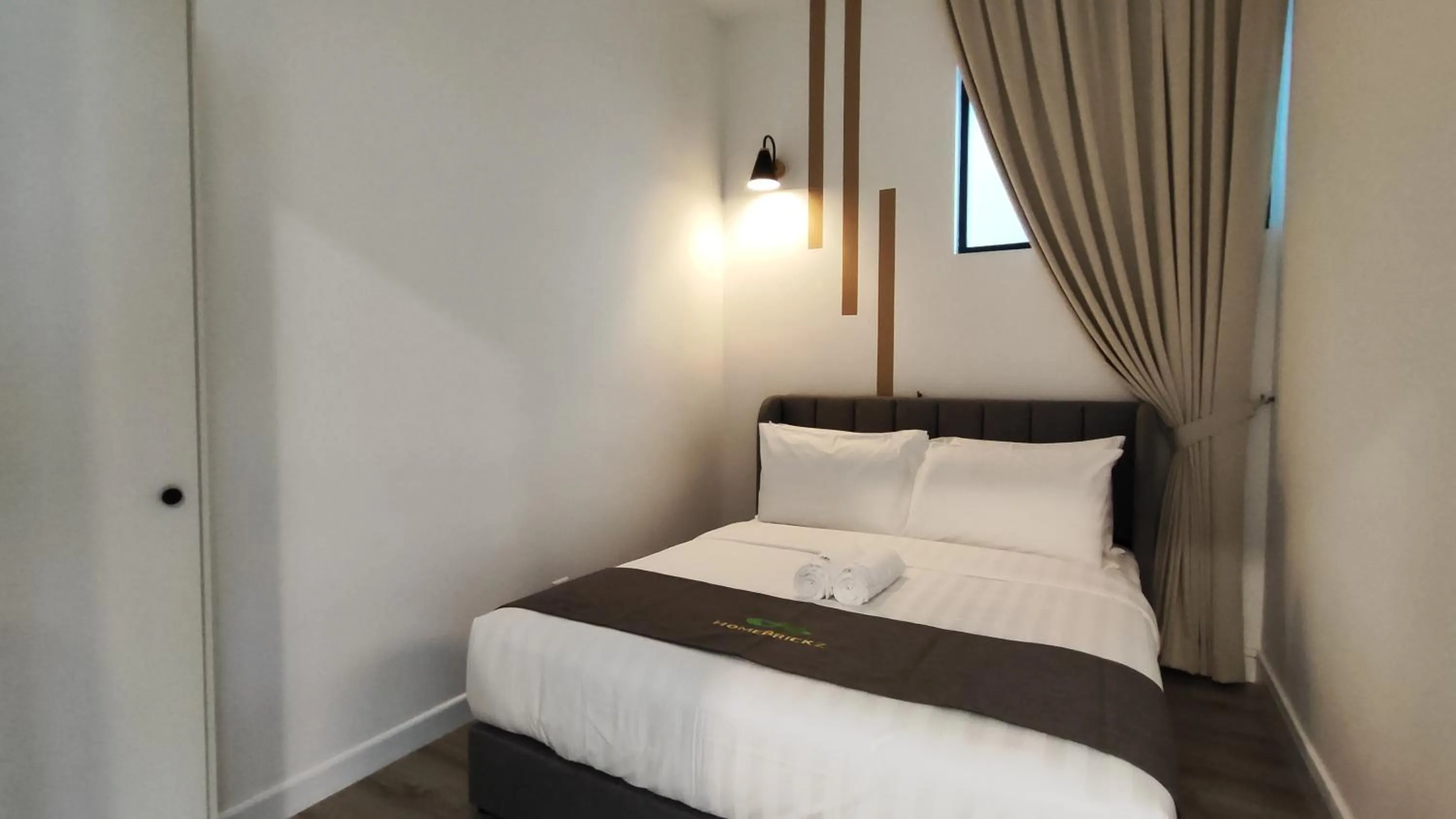 Bedroom, Bed in Cubic Botanical Suites Bangsar South by HomeBrickz