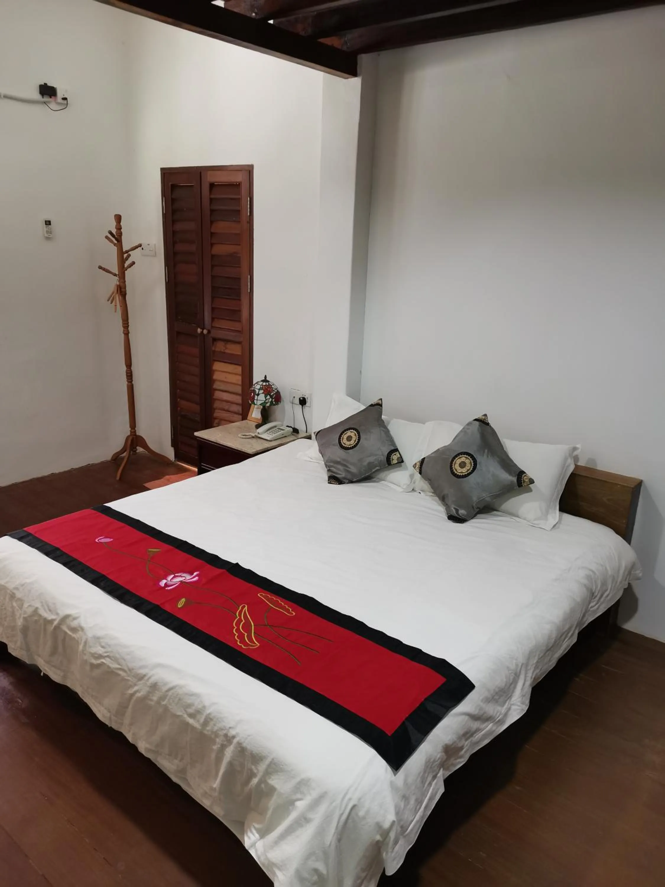 Bed in RANGOON RESIDENCES +