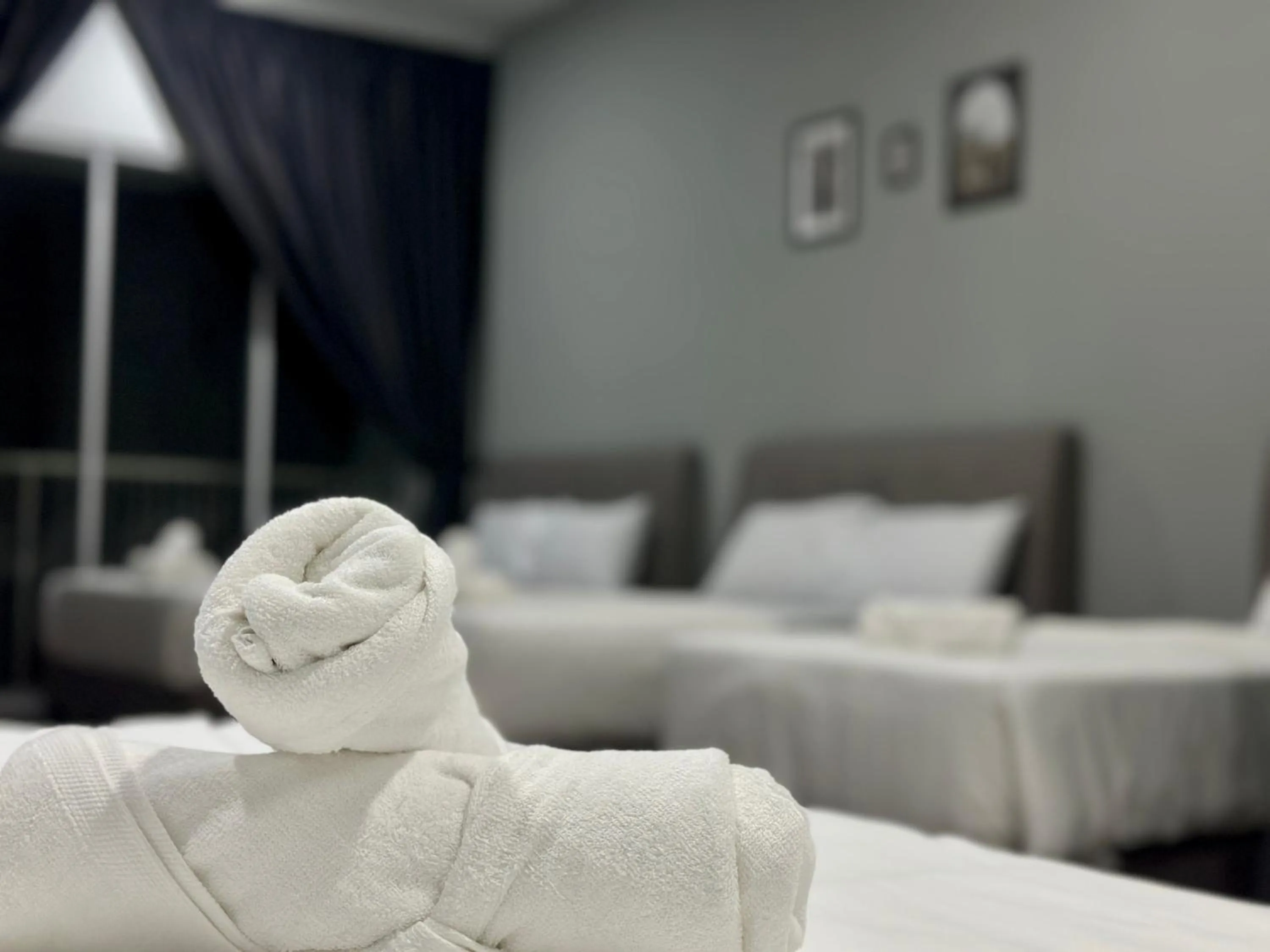 Bed in Queen’s Villa for 28Pax @Central of Penang