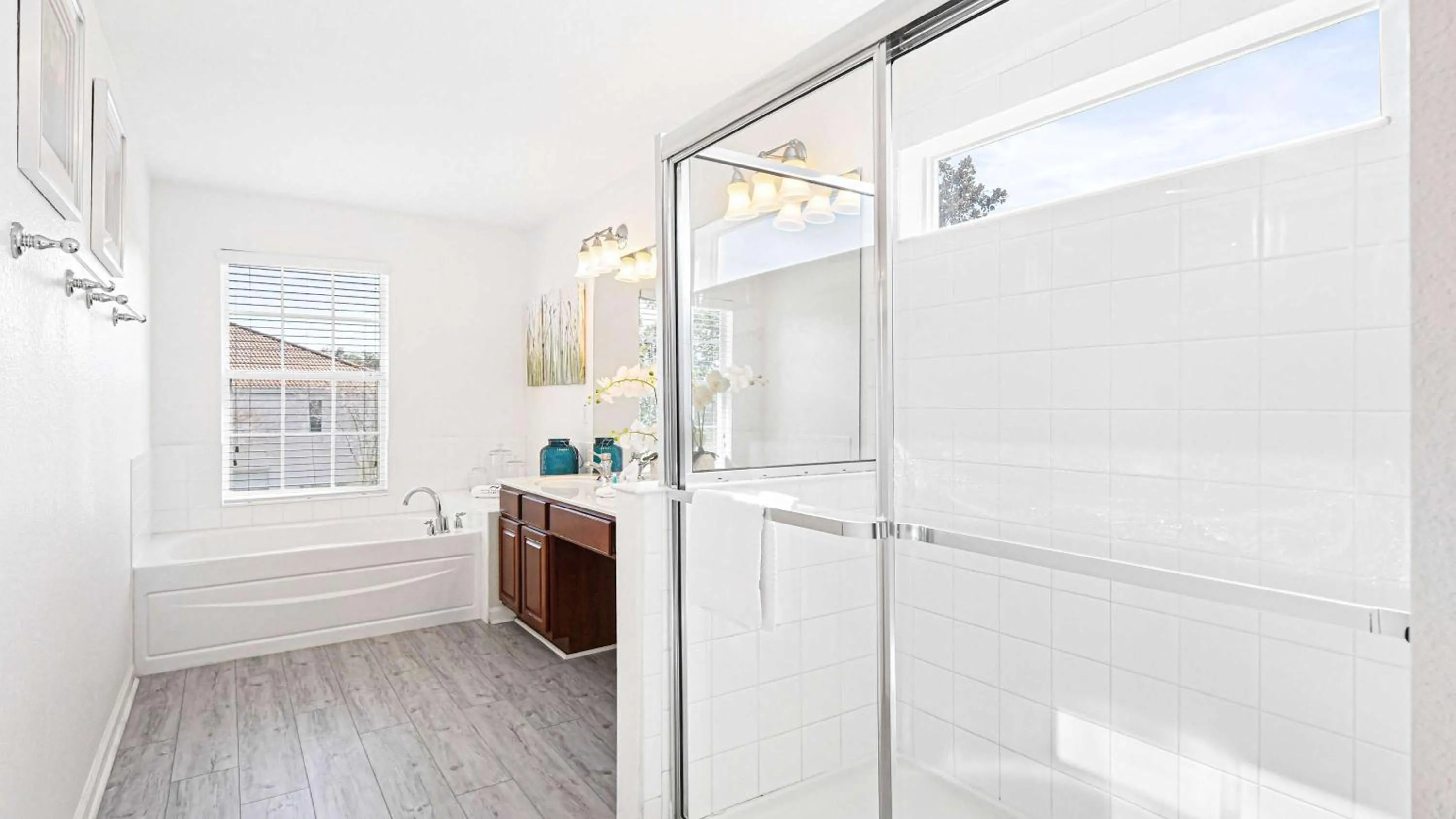 Bathroom in 6BR Private Pool, Spa, Gameroom, Close to Disney