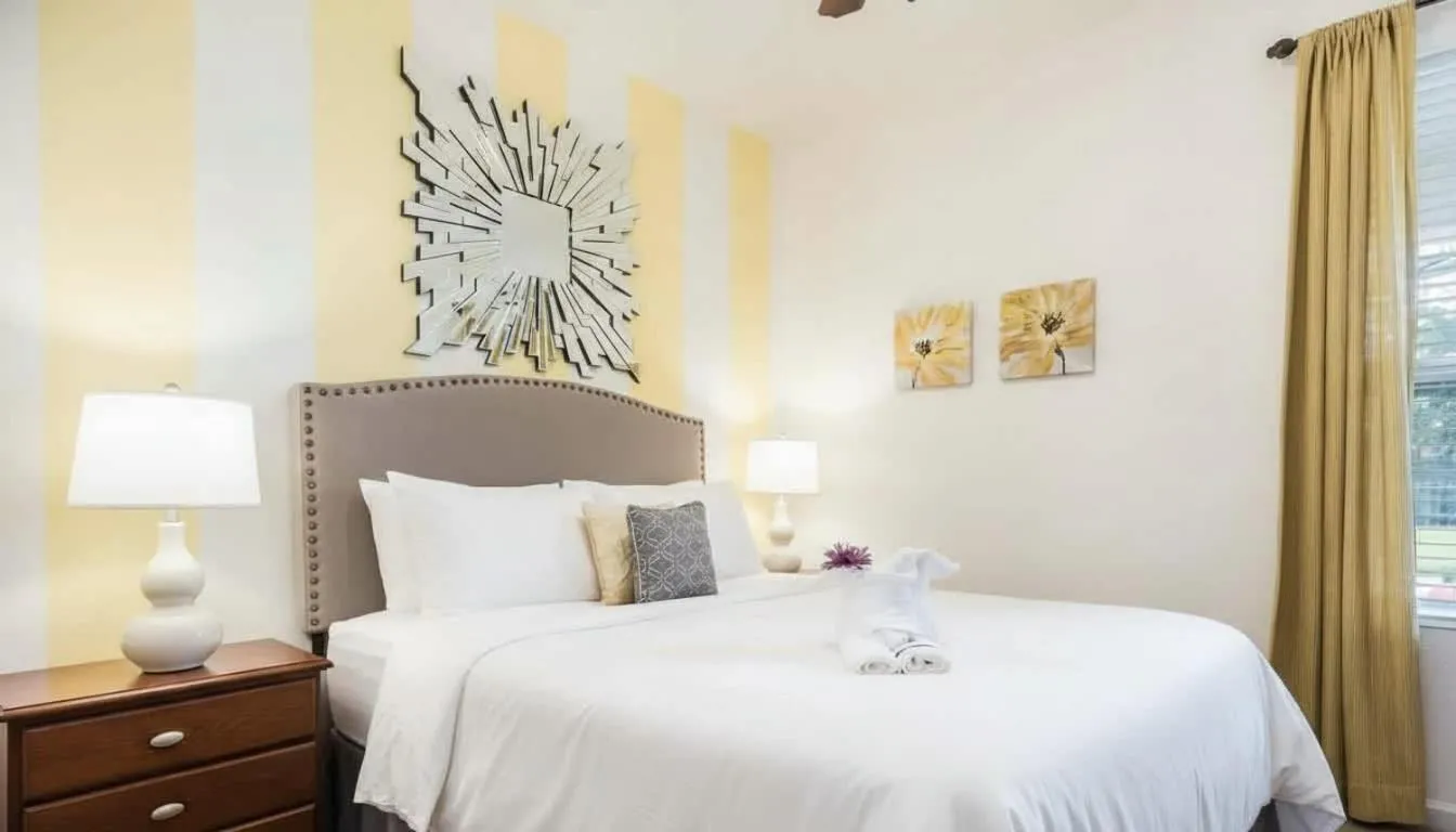 Bed in 6BR Private Pool, Spa, Gameroom, Close to Disney