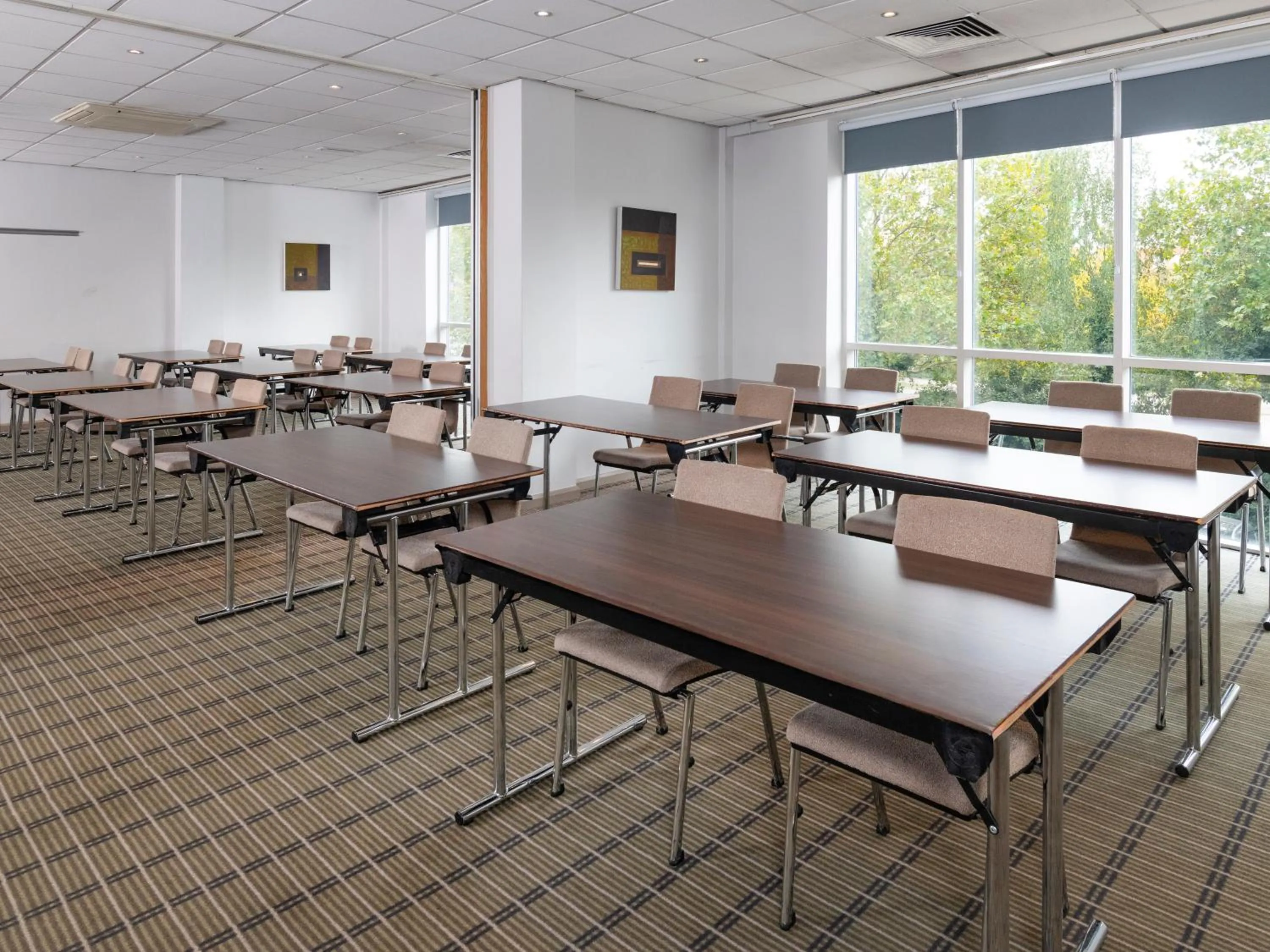 Meeting/conference room in Holiday Inn Express London Greenwich by IHG