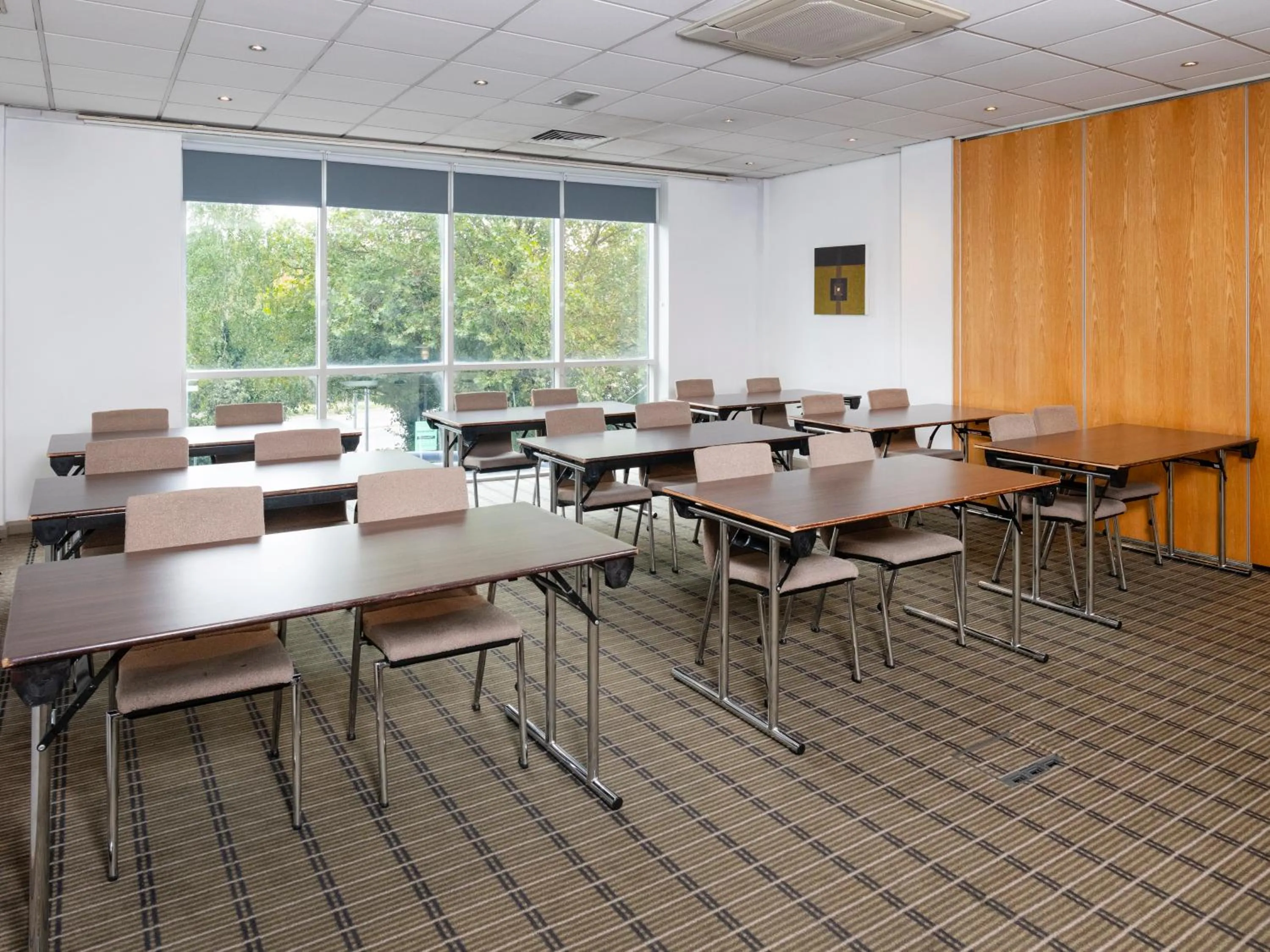 Meeting/conference room in Holiday Inn Express London Greenwich by IHG