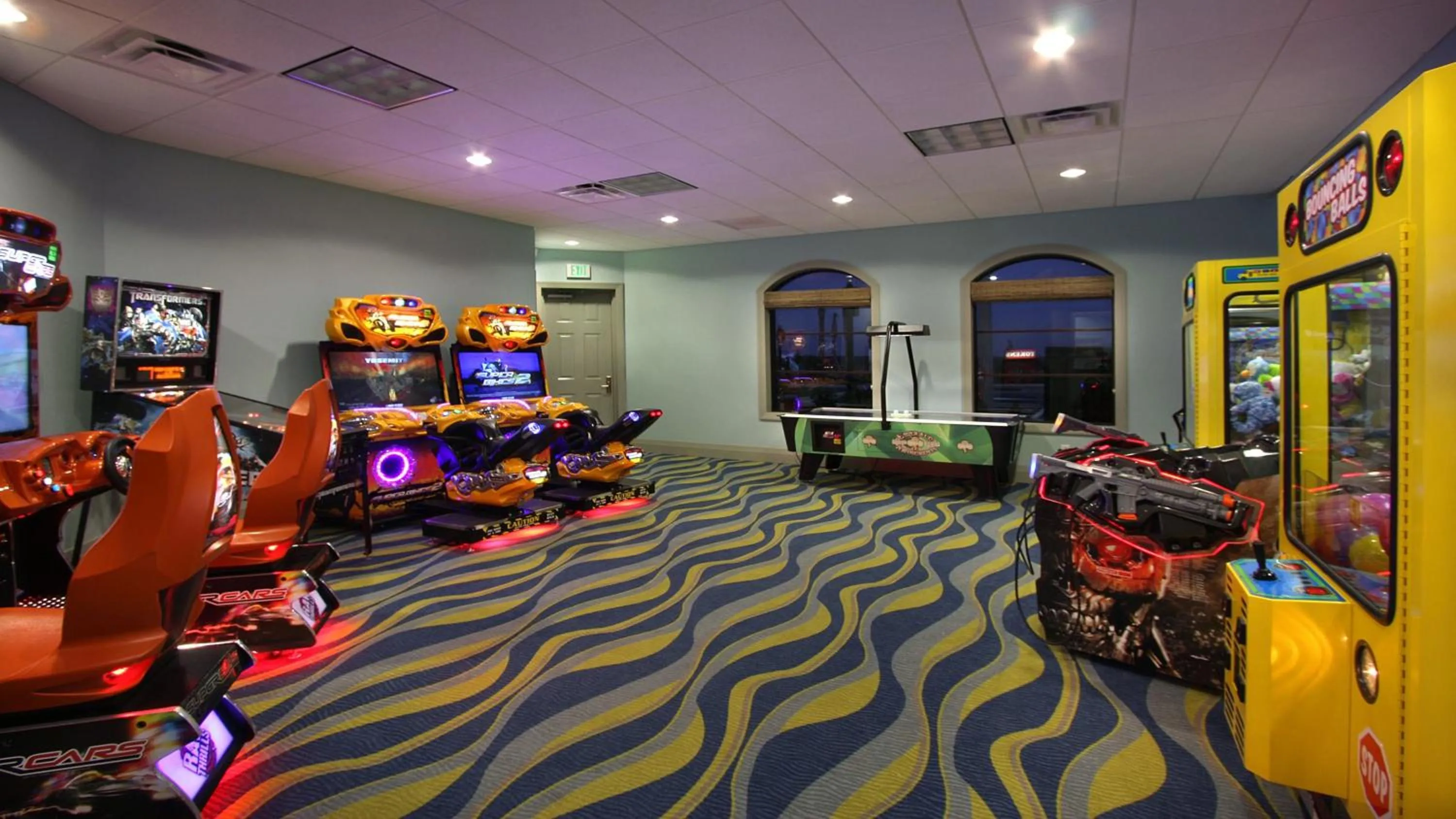 Themed Bedrooms & Private Pool Near Disney
