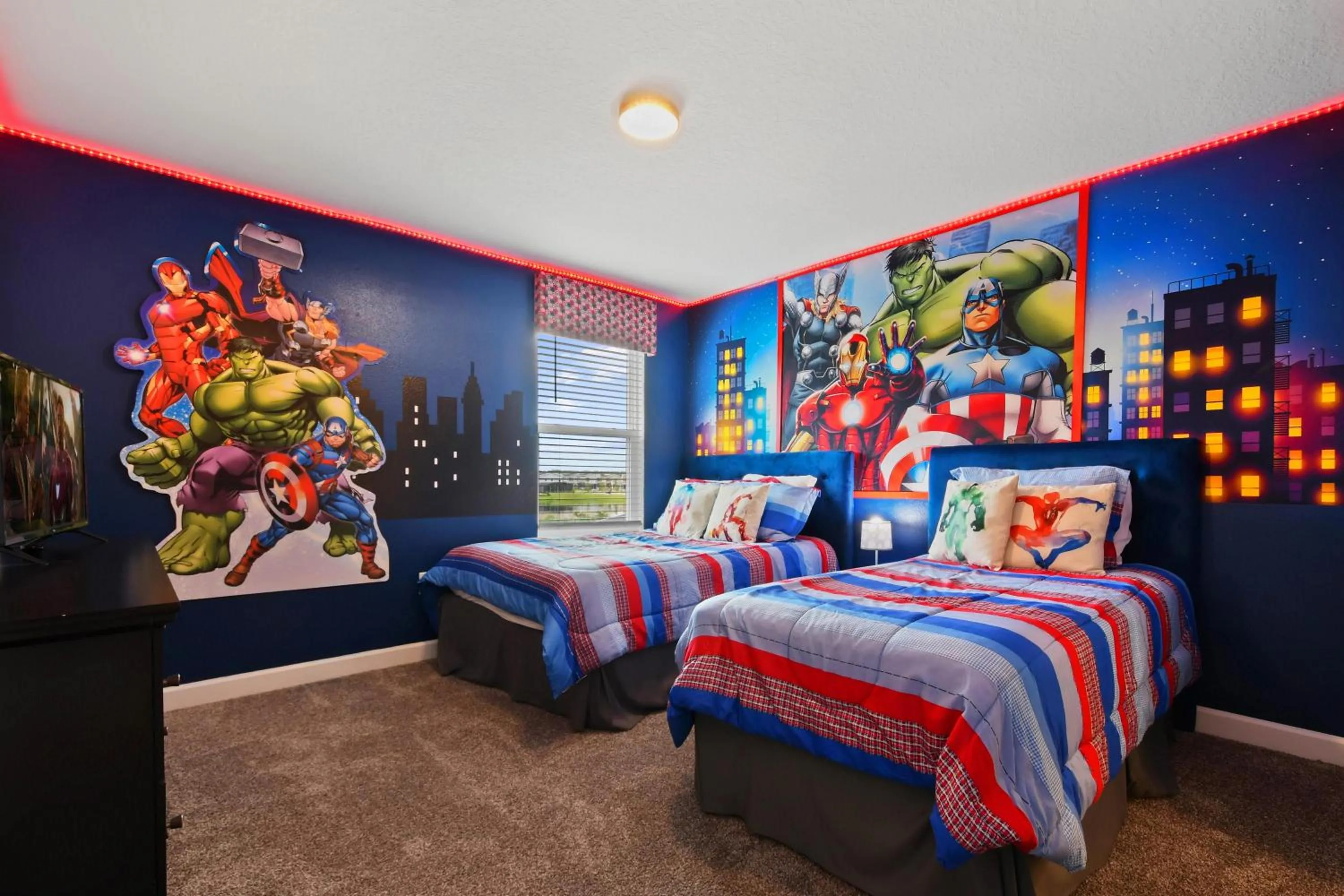 Lakeview Villa Near Disney with Pool & Resort