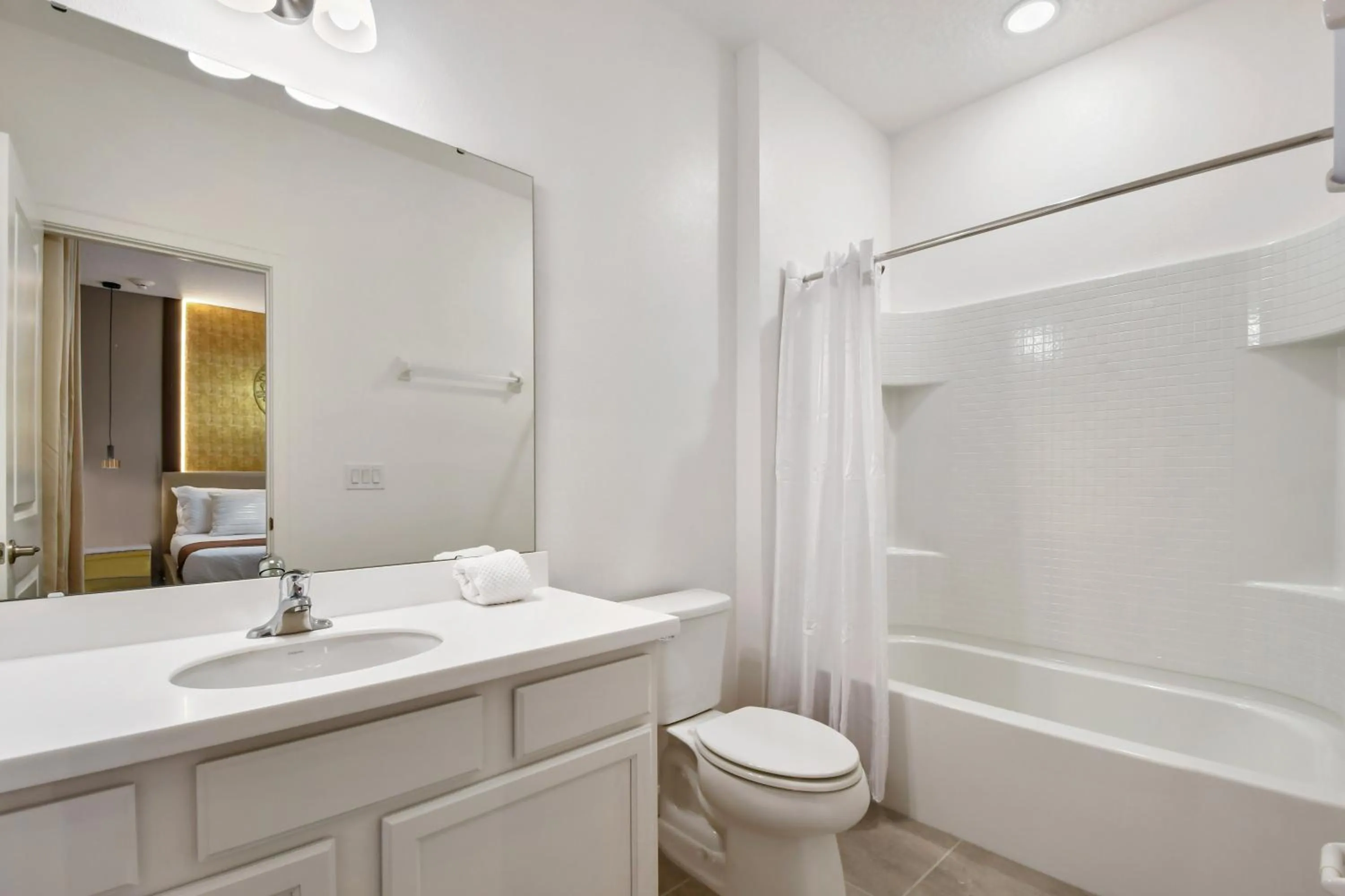 Photo of the whole room in Lakeview Spacious 12br Themed Home Game/Pool/Spa
