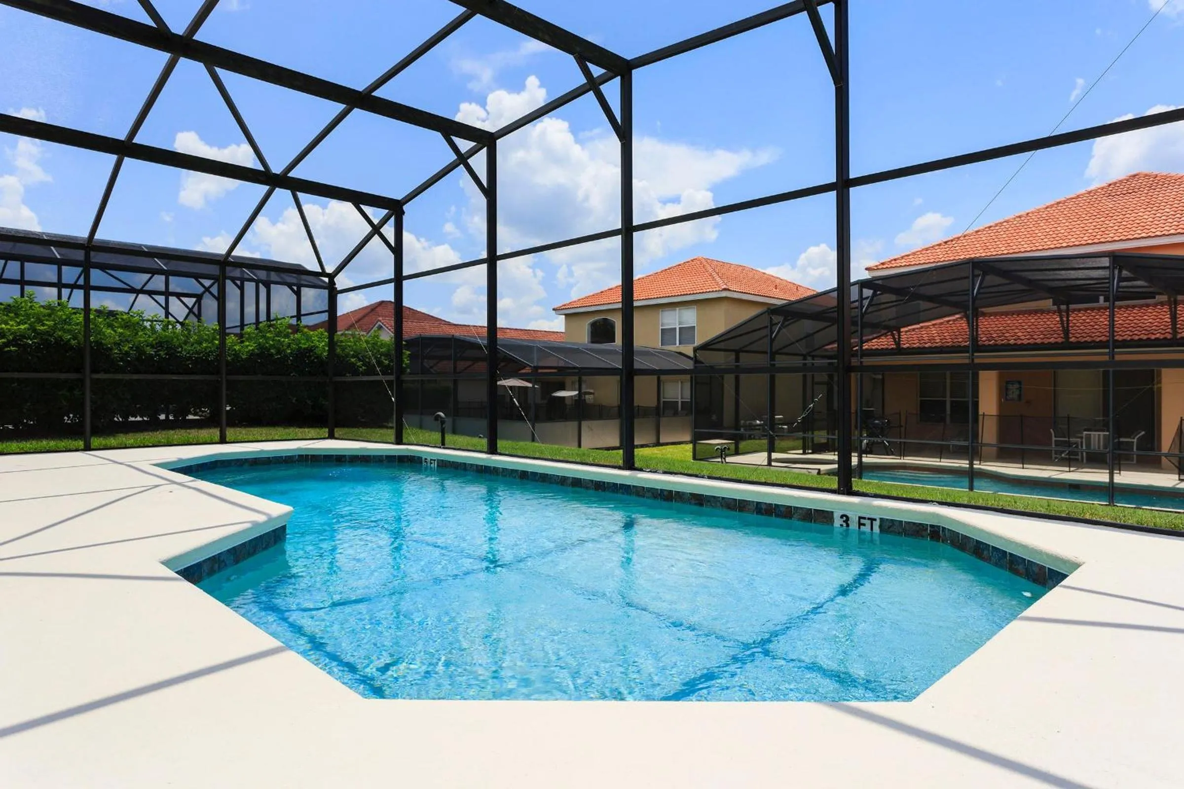 Swimming pool in LUX Villa w/ Private Pool & Resort Amenities