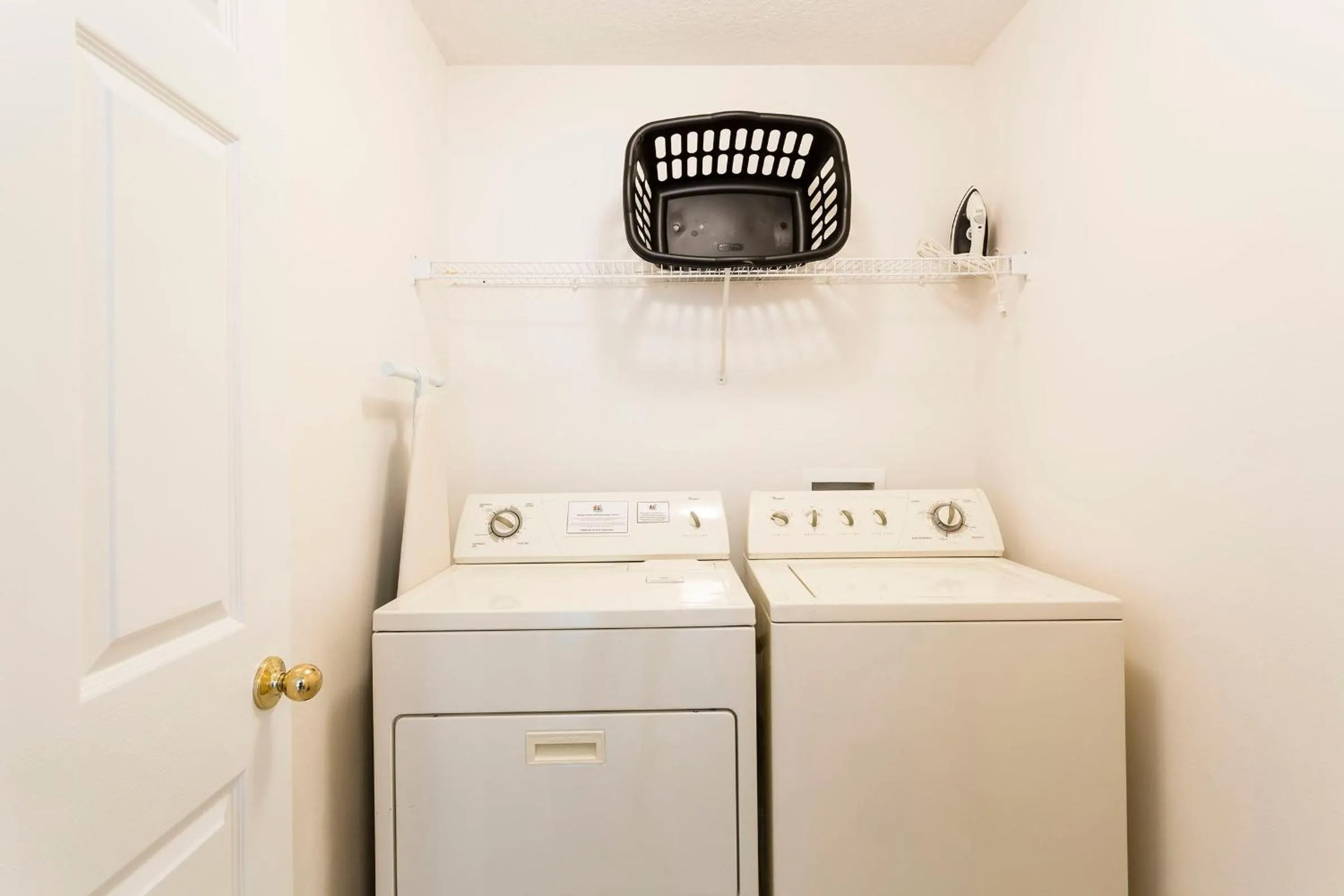 laundry in LUX Villa w/ Private Pool & Resort Amenities