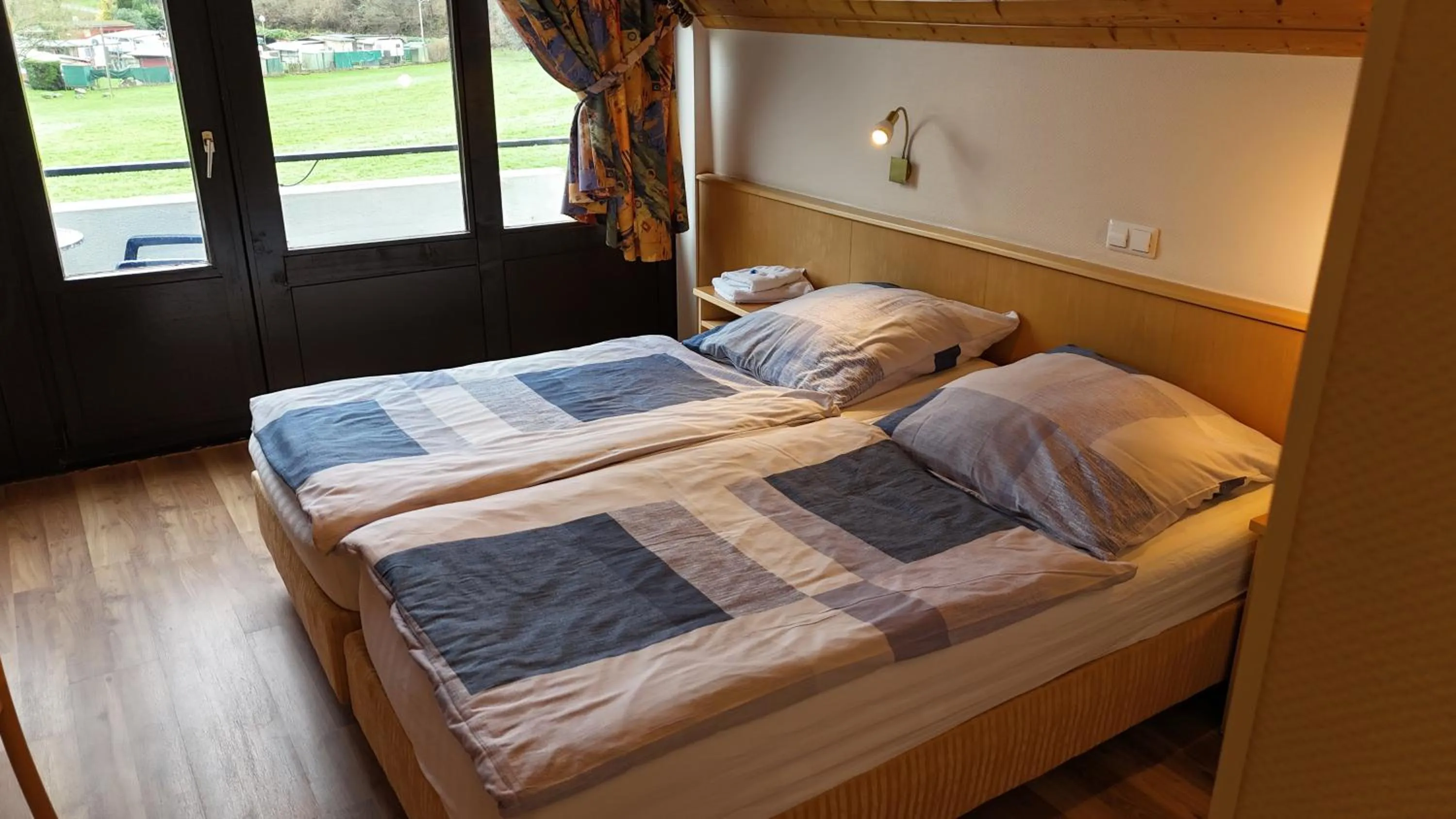 Bed in Hotel Strand-Café