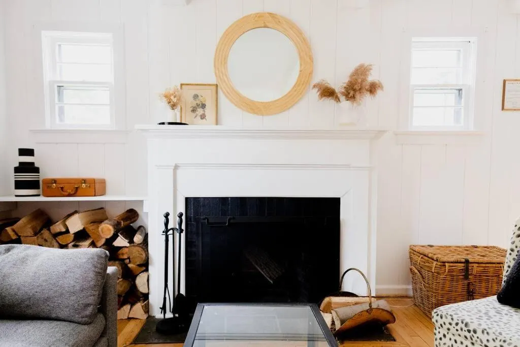 flat iron in The Norsdale plus CMYK Motel on 10 acres in Phoenicia