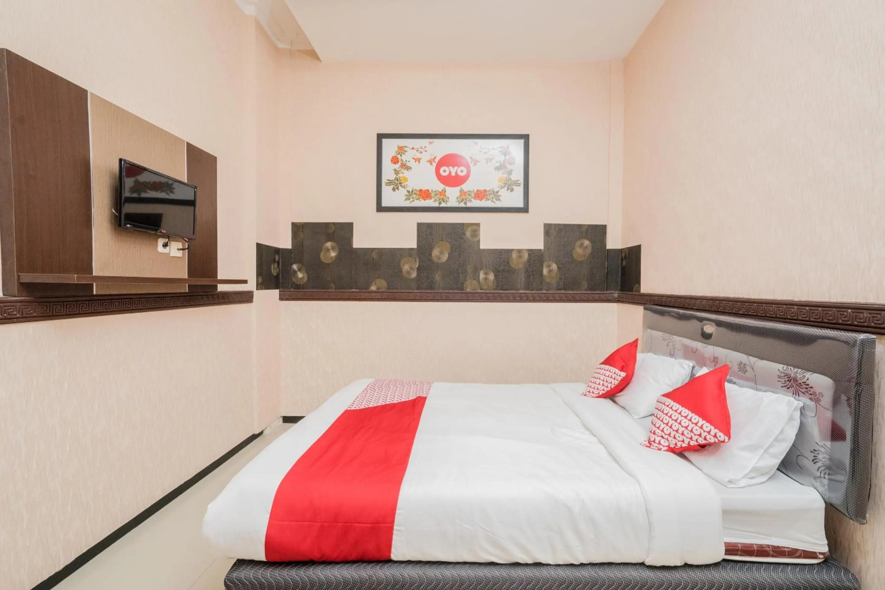 Bedroom, Bed in Hotel O Central Batu Near Jatim Park 3 Formerly Bunga Matahari Hotel