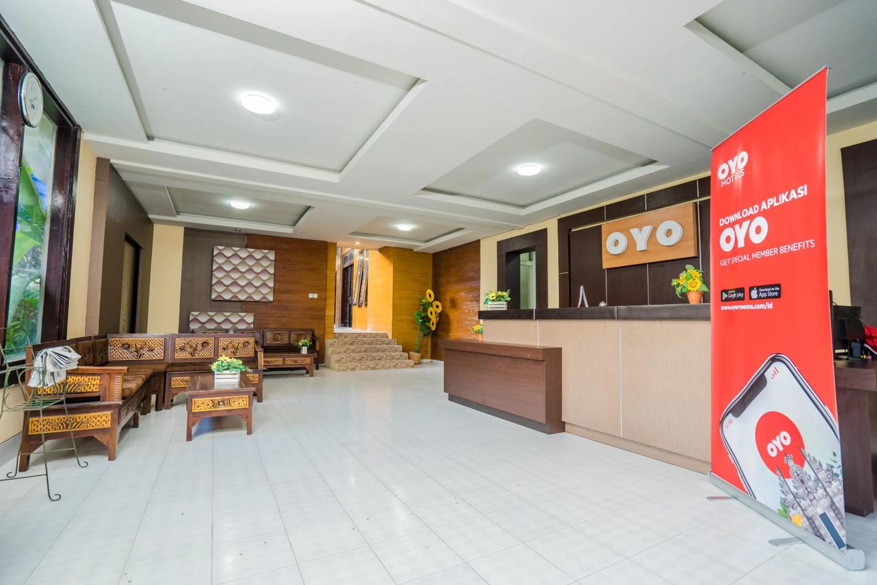 Lobby or reception in Hotel O Central Batu Near Jatim Park 3 Formerly Bunga Matahari Hotel