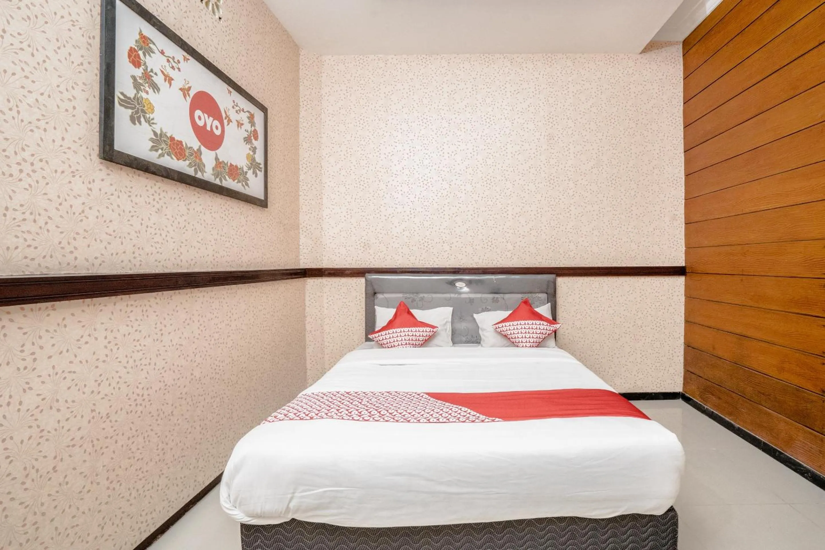 Bedroom, Bed in Hotel O Central Batu Near Jatim Park 3 Formerly Bunga Matahari Hotel