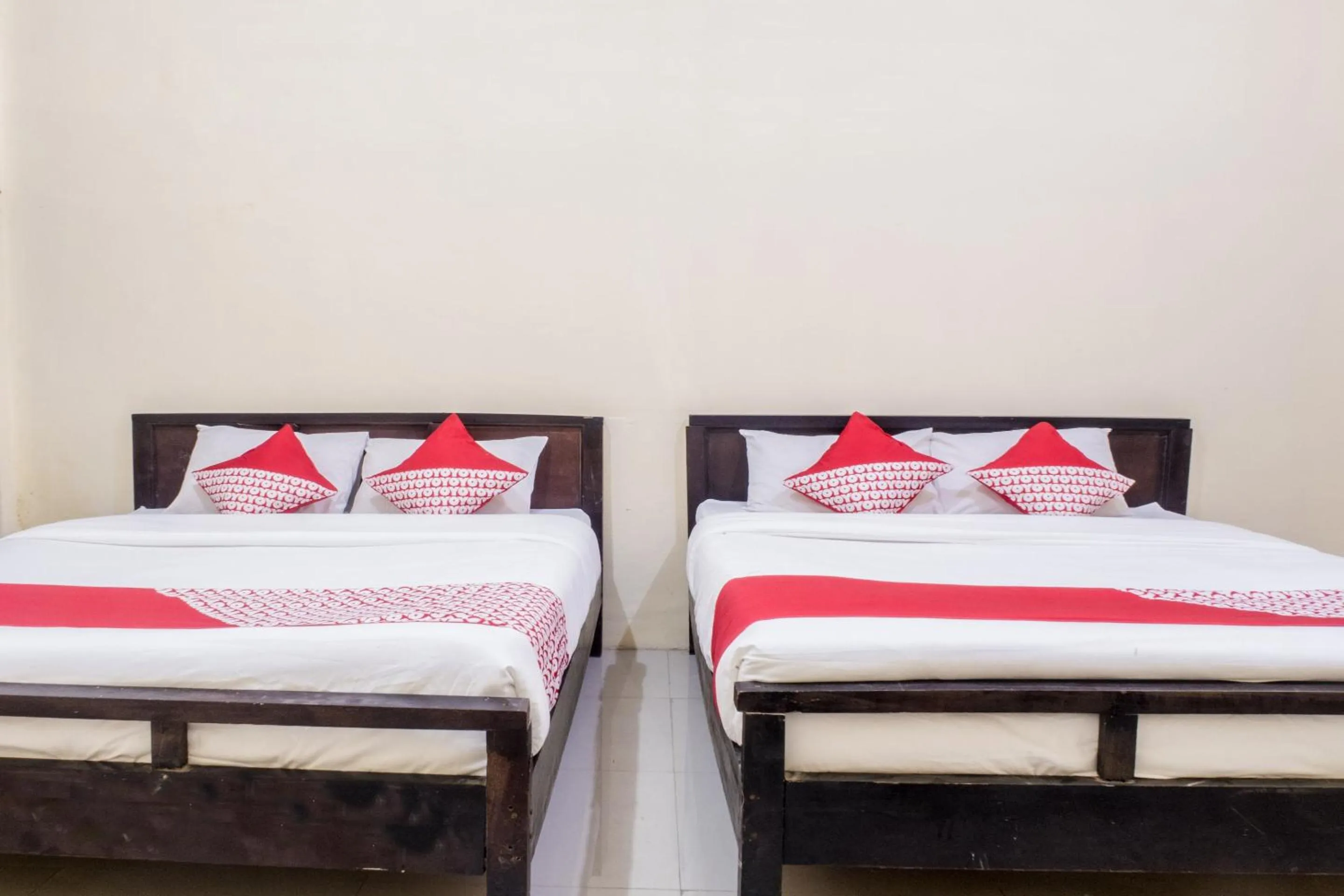 Bedroom, Bed in Hotel O Central Batu Near Jatim Park 3 Formerly Bunga Matahari Hotel